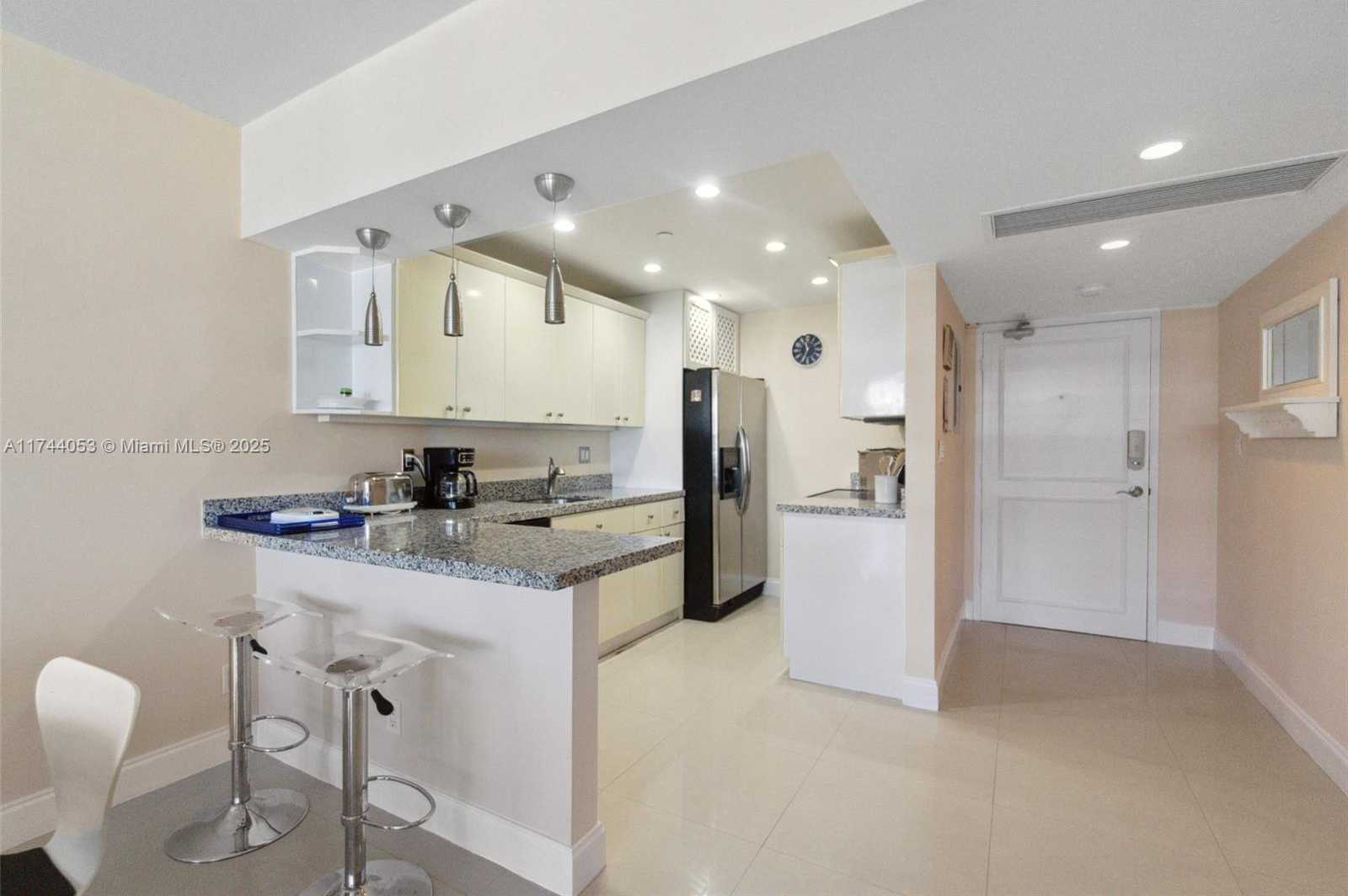 Small Image of 100 LINCOLN RD #1108, Miami Beach Number 6
