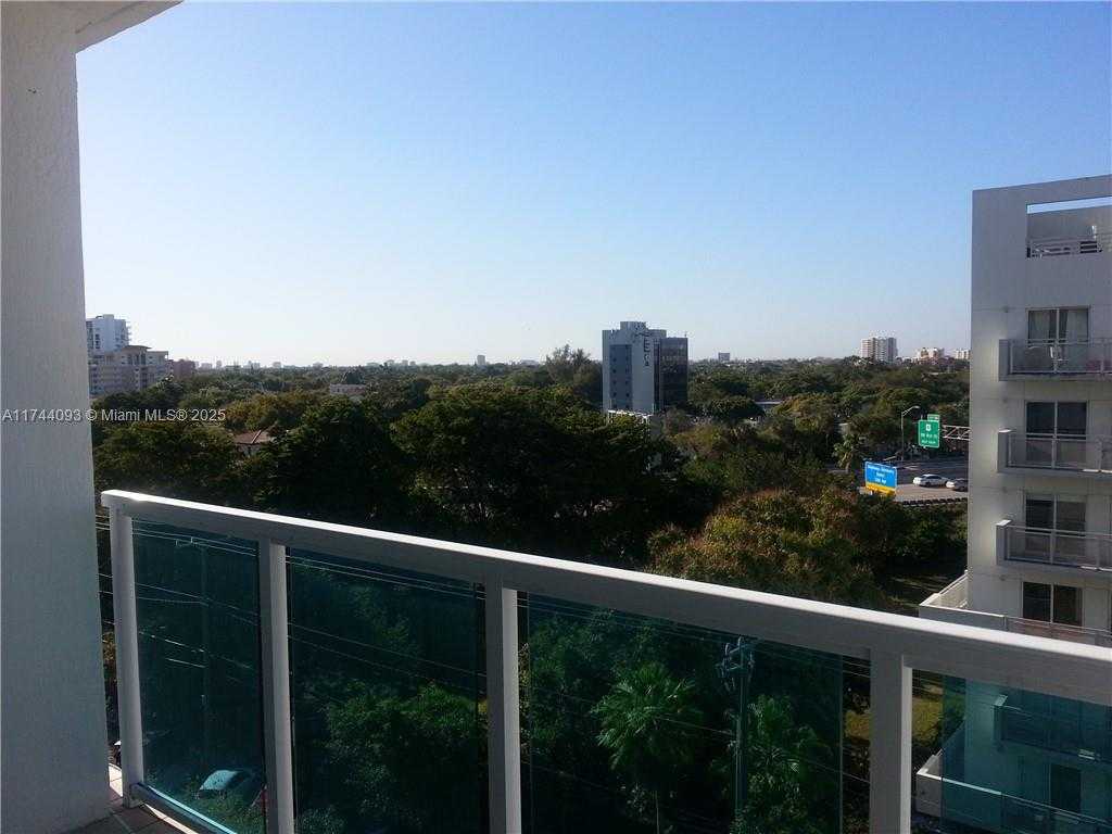 Small Image of 1723 SOUTH WEST 2 AV #906, Miami Number 14