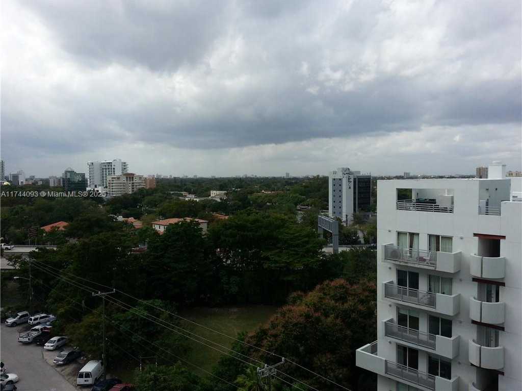 Small Image of 1723 SOUTH WEST 2 AV #906, Miami Number 16