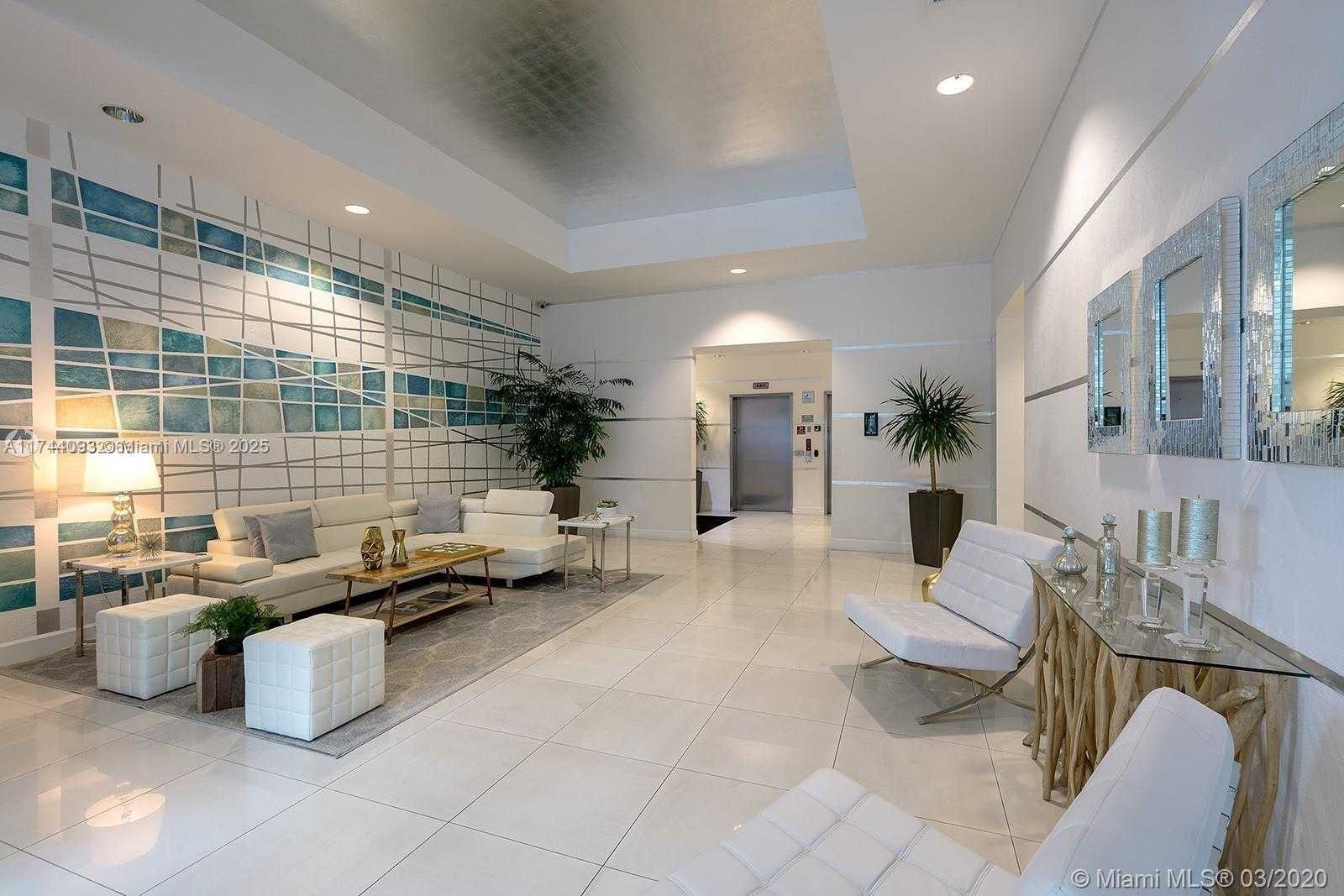 Small Image of 1723 SOUTH WEST 2 AV #906, Miami Number 4