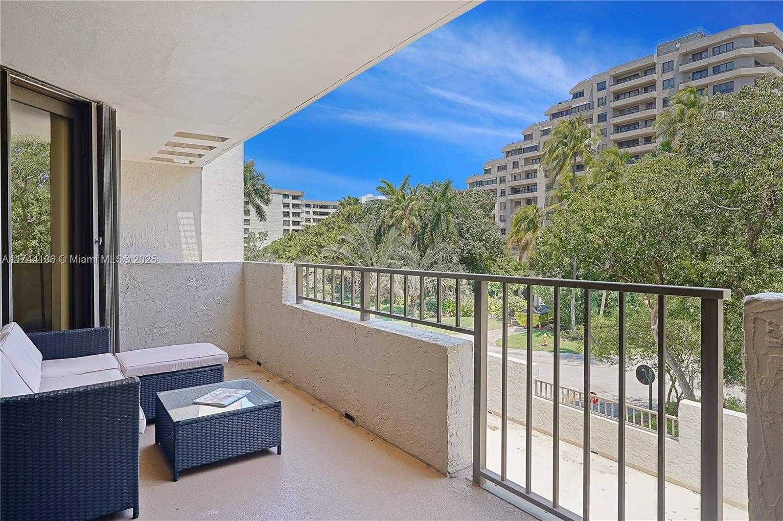 Small Image of 161 CRANDON BLVD #212, Key Biscayne Number 12