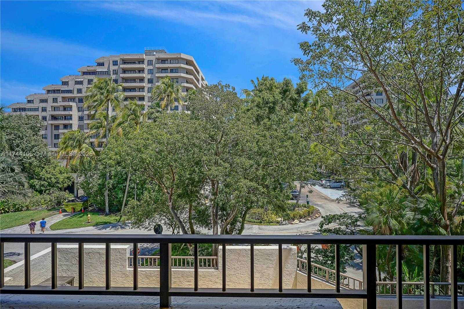 Small Image of 161 CRANDON BLVD #212, Key Biscayne Number 14