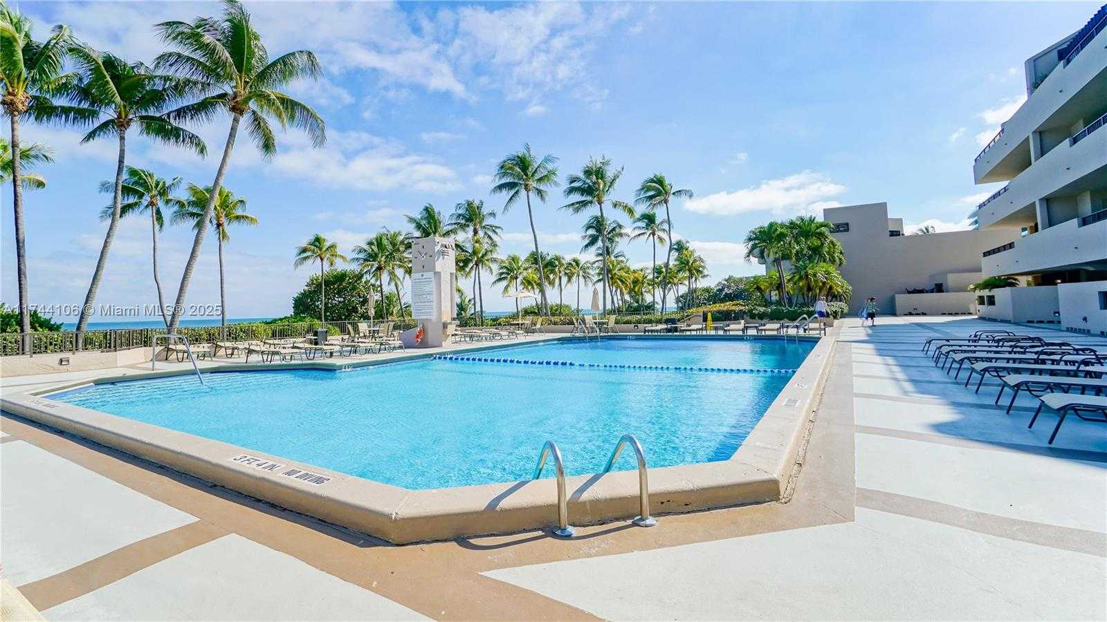 Small Image of 161 CRANDON BLVD #212, Key Biscayne Number 17