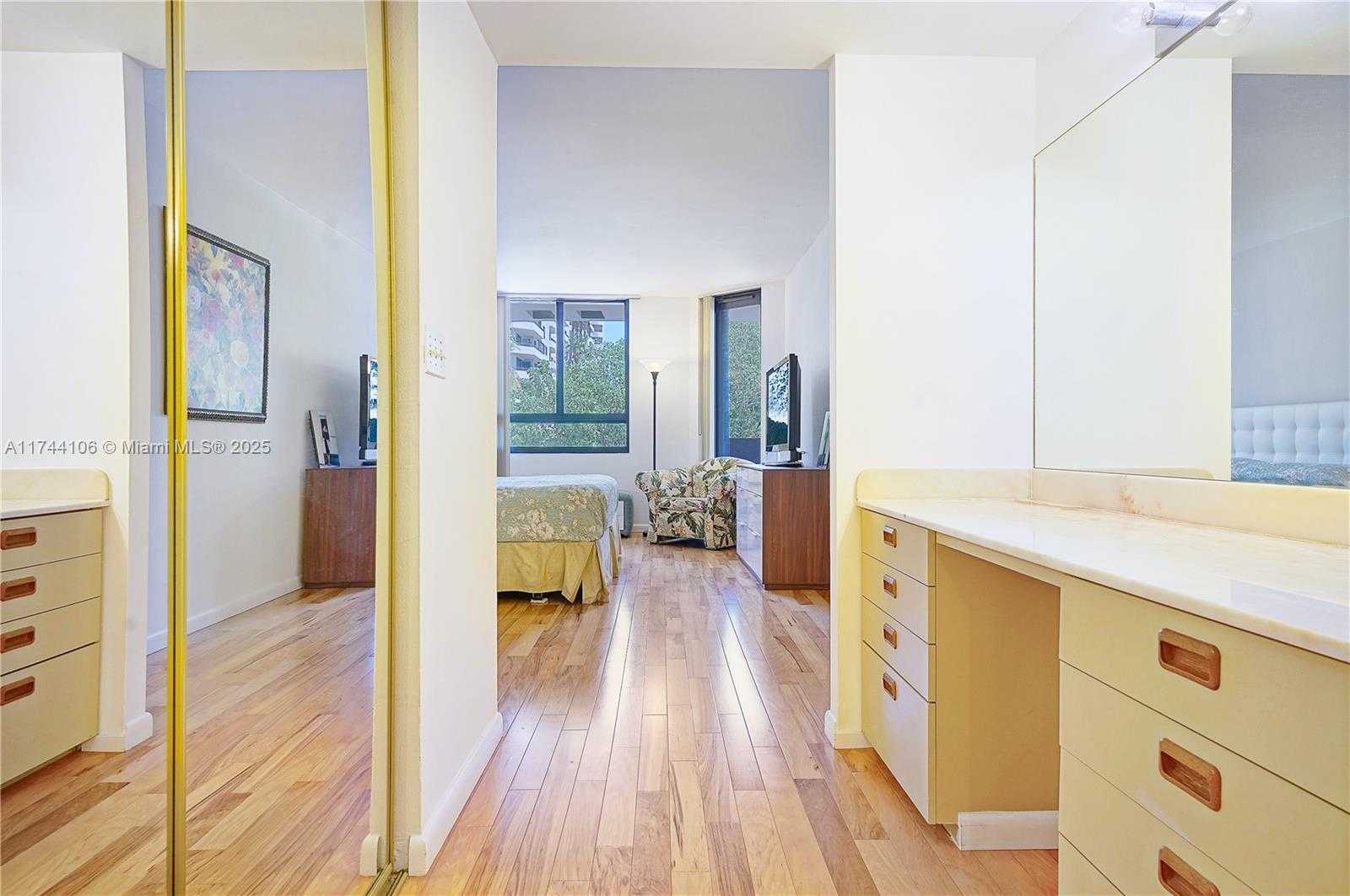 Small Image of 161 CRANDON BLVD #212, Key Biscayne Number 7