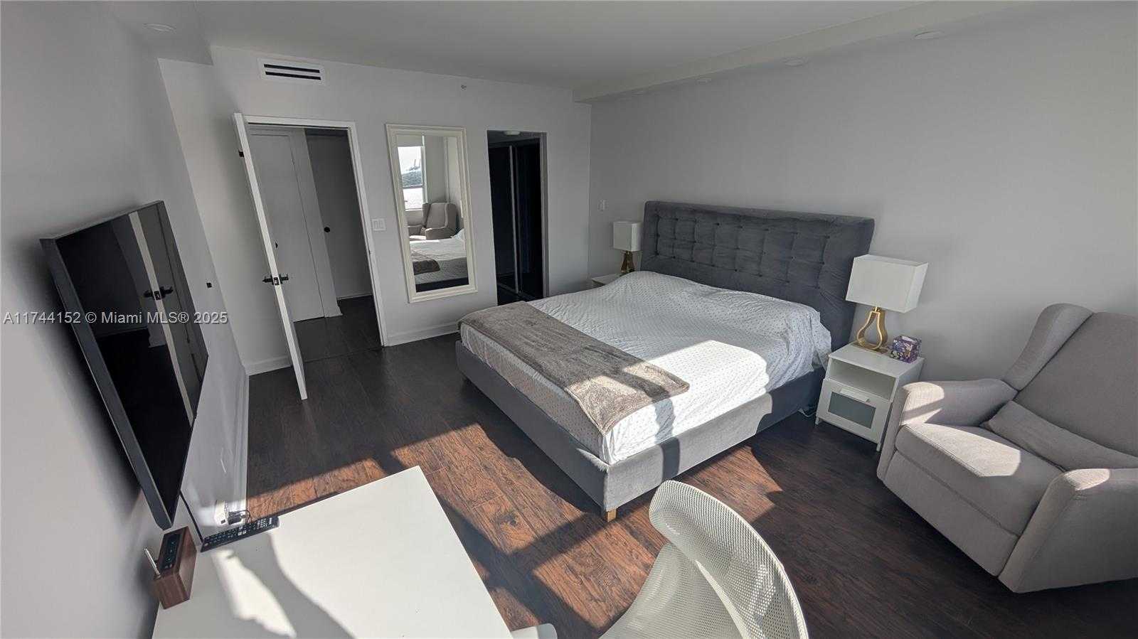 Small Image of 1500 BAY RD #822S, Miami Beach Number 16