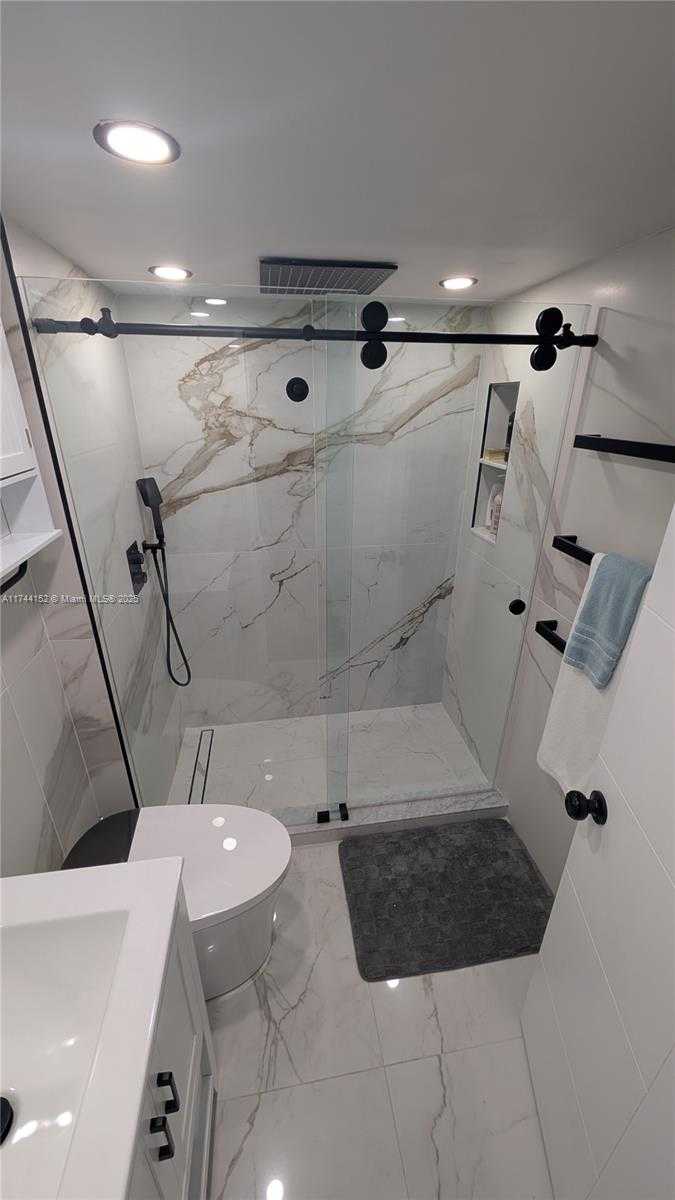 Small Image of 1500 BAY RD #822S, Miami Beach Number 21