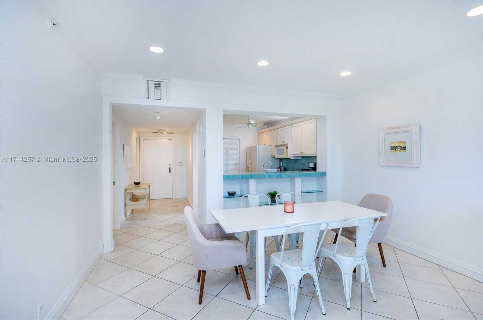 Small Image of 201 CRANDON BLVD #505, Key Biscayne Number 13
