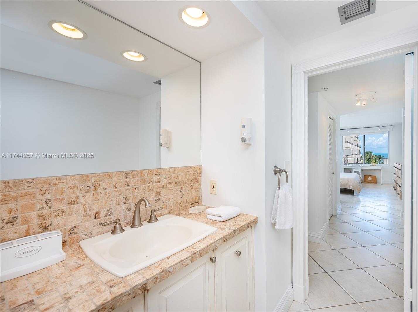 Small Image of 201 CRANDON BLVD #505, Key Biscayne Number 21