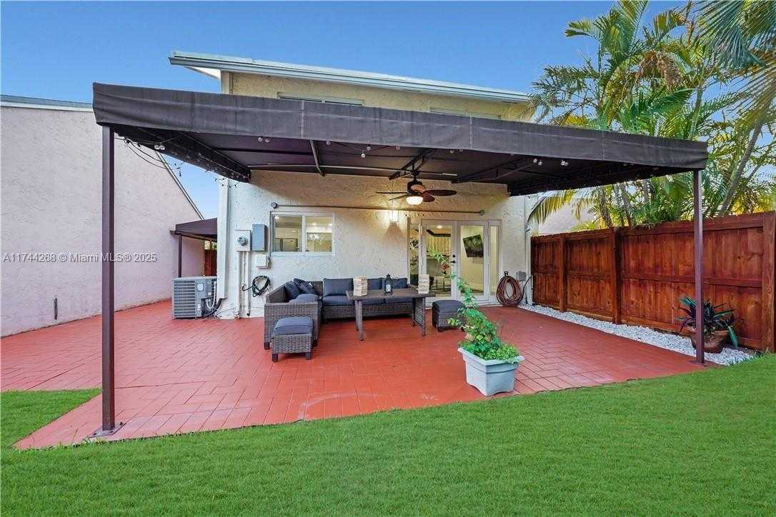 Small Image of 6863 SOUTH WEST 104TH CT, Miami Number 33