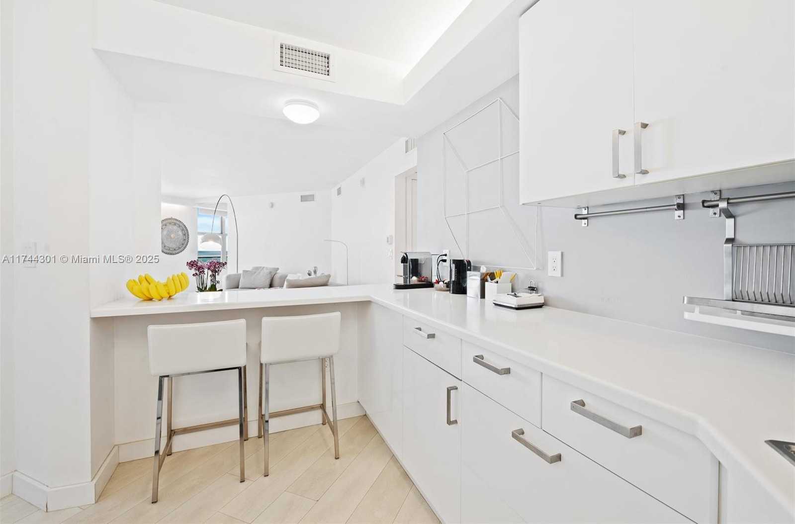 Small Image of 9511 COLLINS AVE #1204, Surfside Number 19