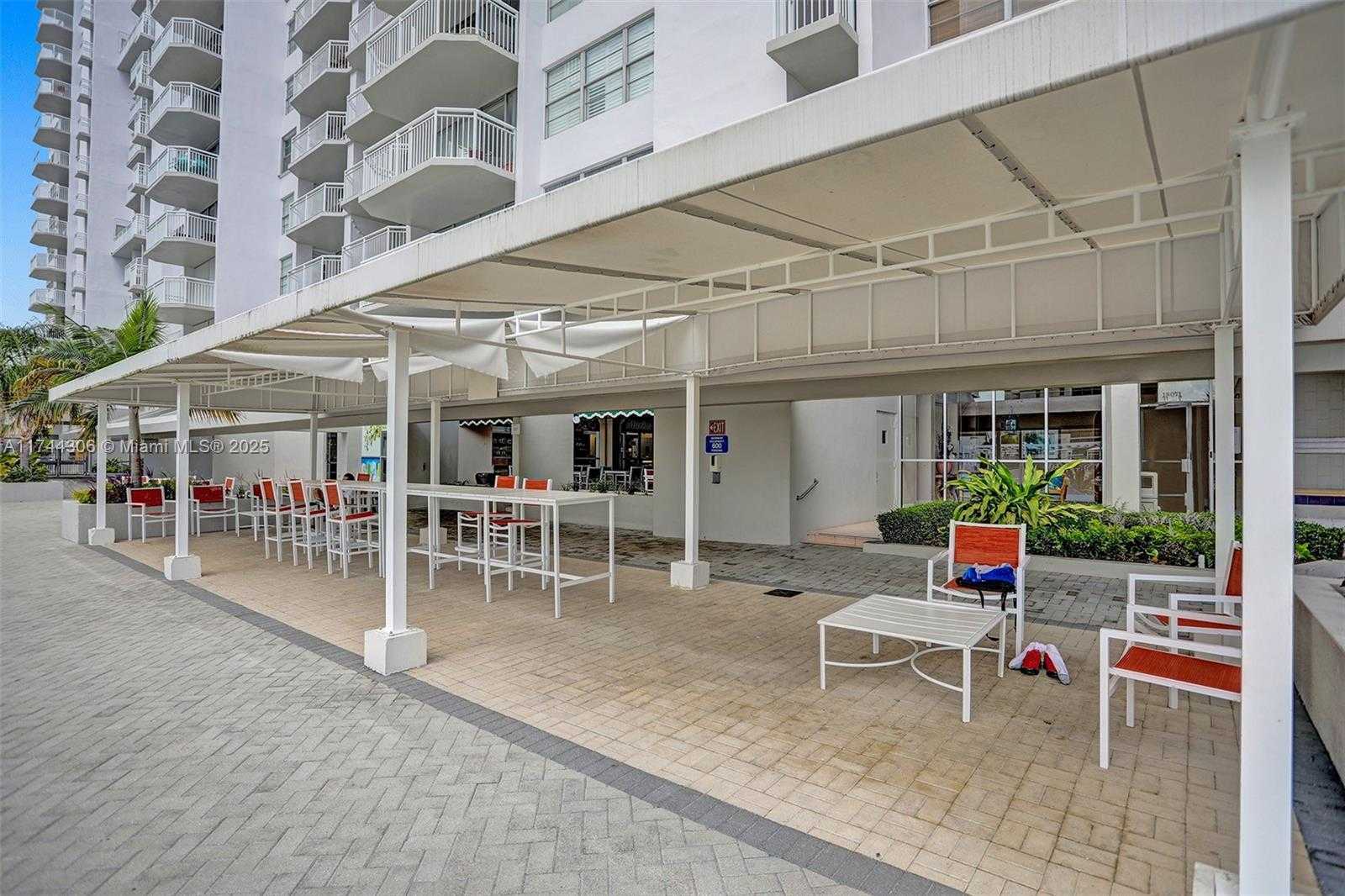 Small Image of 18031 BISCAYNE BLVD #1604, Aventura Number 19