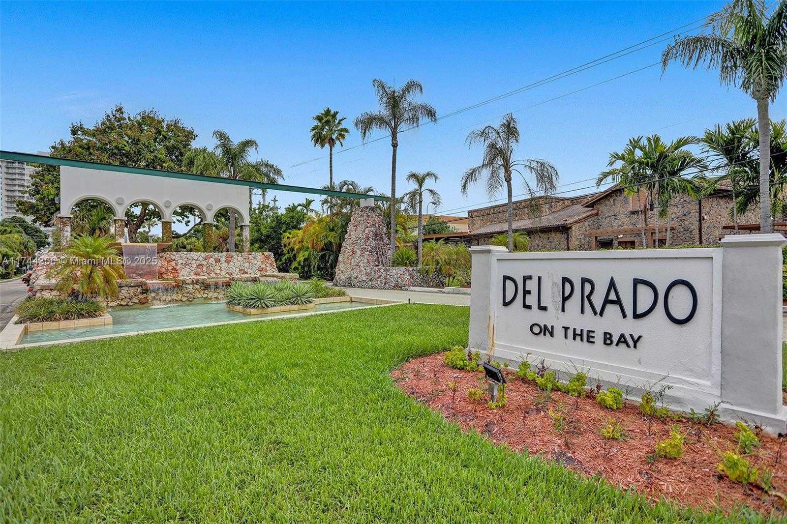 Small Image of 18031 BISCAYNE BLVD #1604, Aventura Number 25