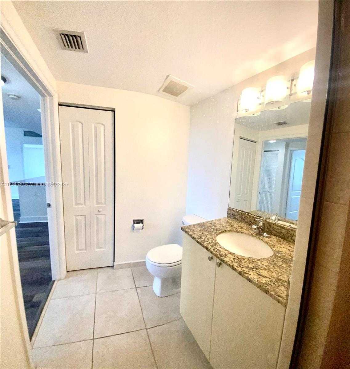 Small Image of 1830 RADIUS DR #908, Hollywood Number 14