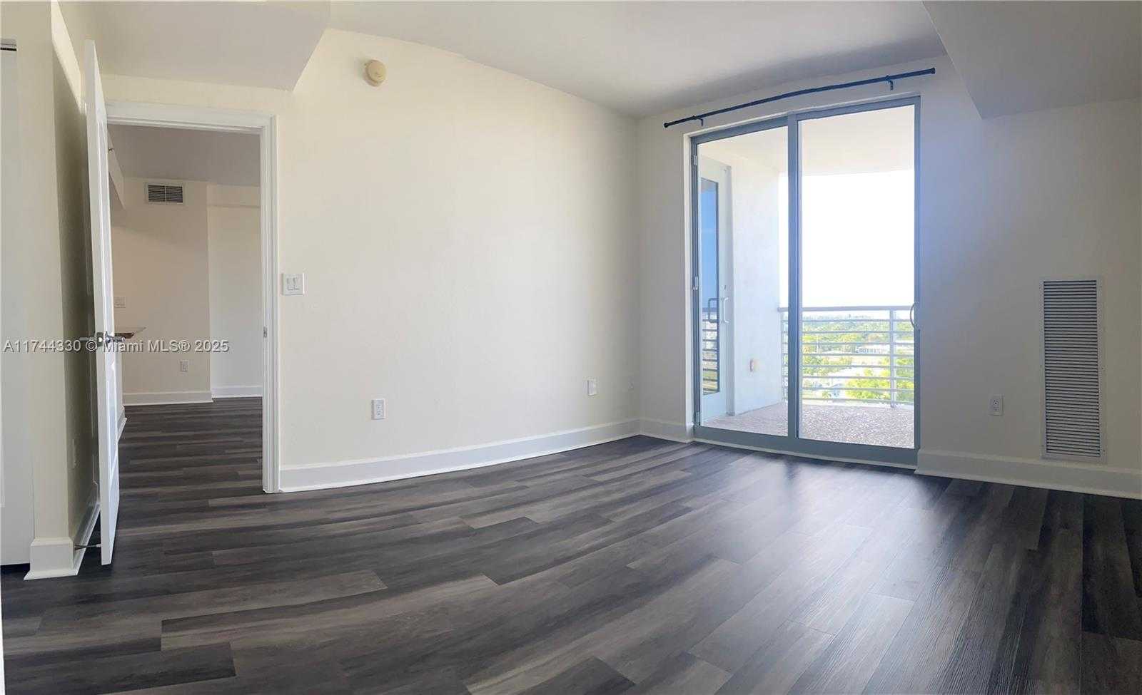 Small Image of 1830 RADIUS DR #908, Hollywood Number 17