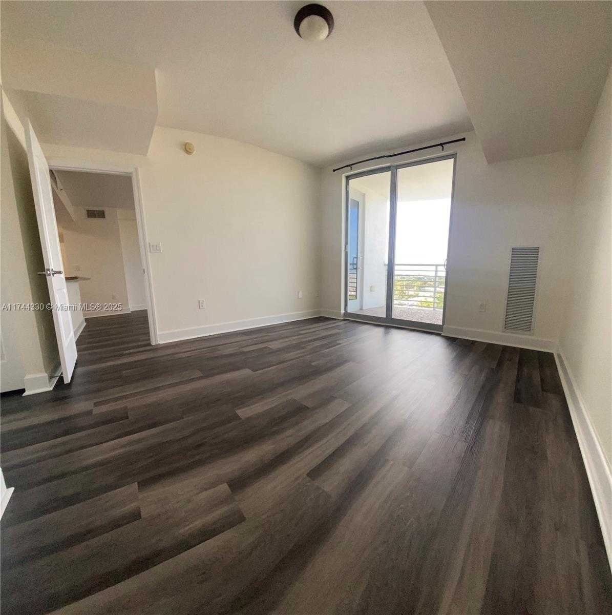 Small Image of 1830 RADIUS DR #908, Hollywood Number 18