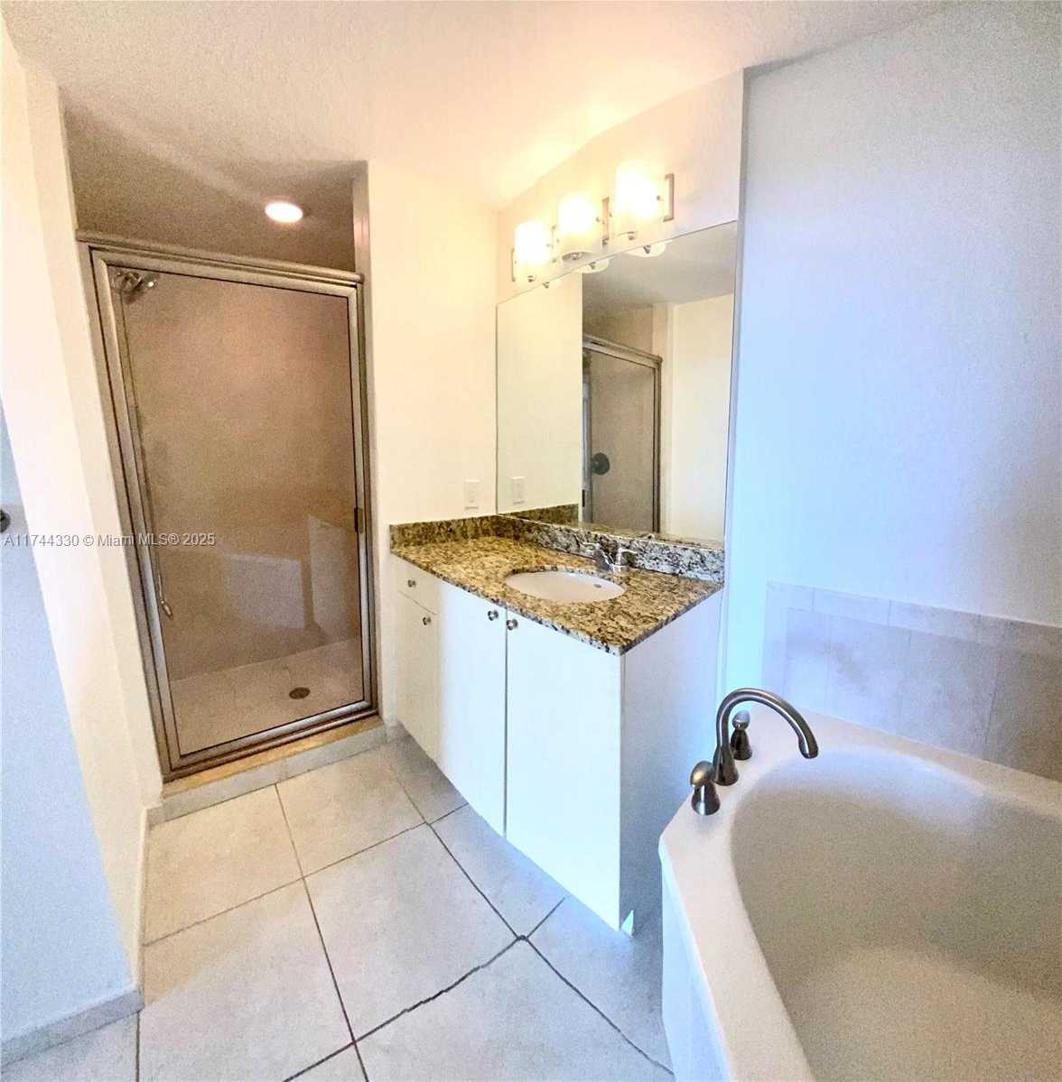 Small Image of 1830 RADIUS DR #908, Hollywood Number 22