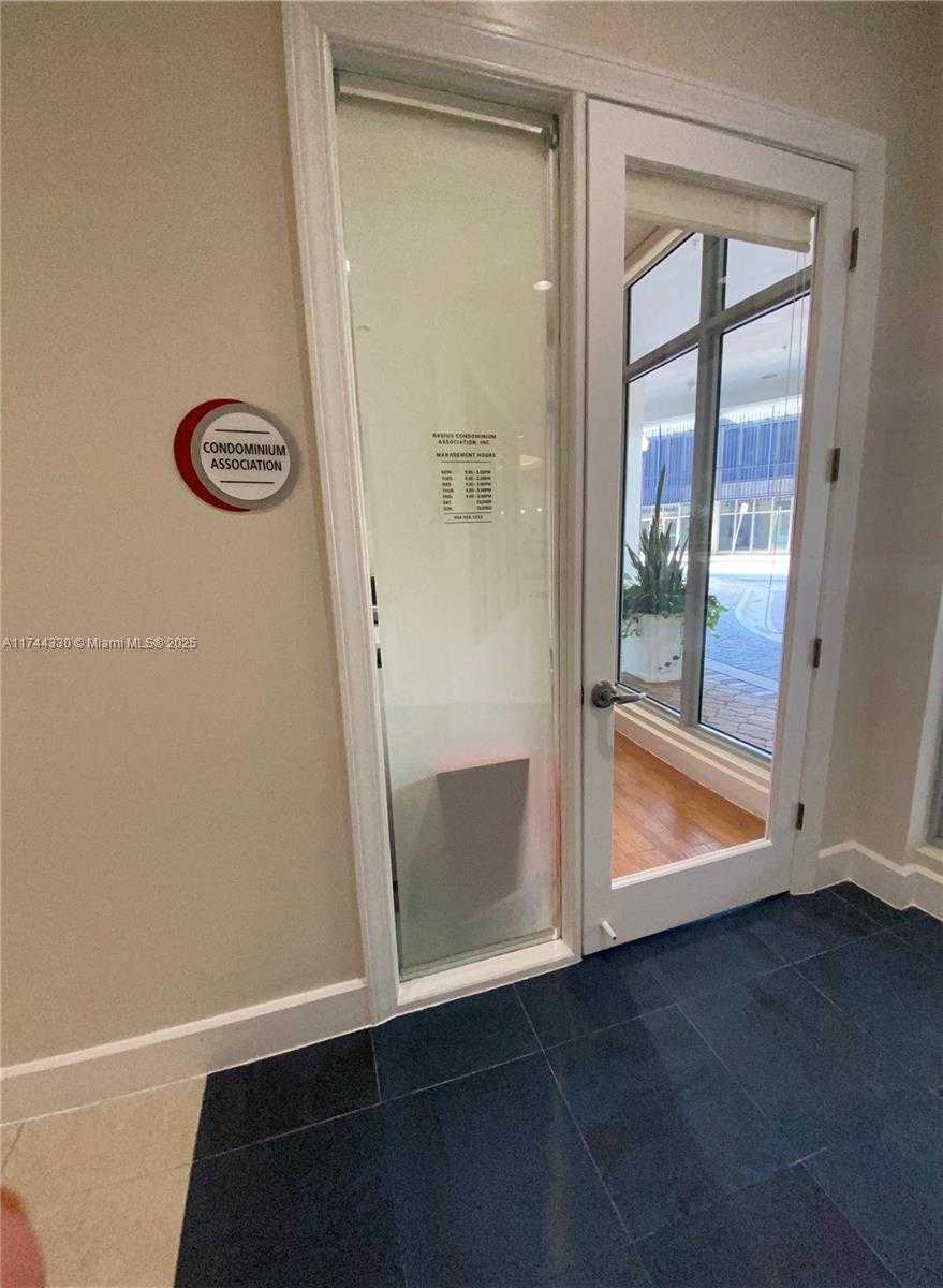 Small Image of 1830 RADIUS DR #908, Hollywood Number 41