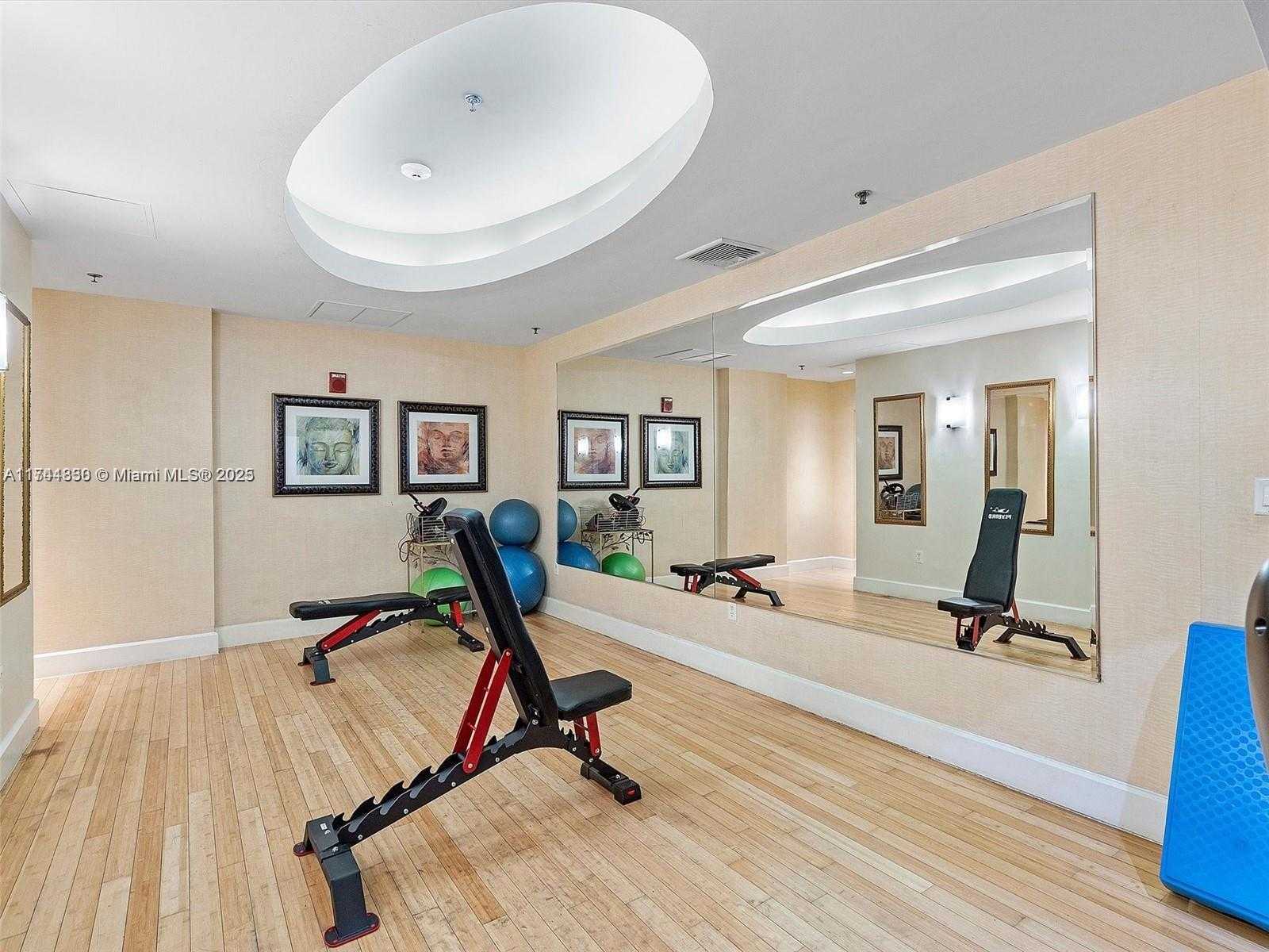 Small Image of 1830 RADIUS DR #908, Hollywood Number 47