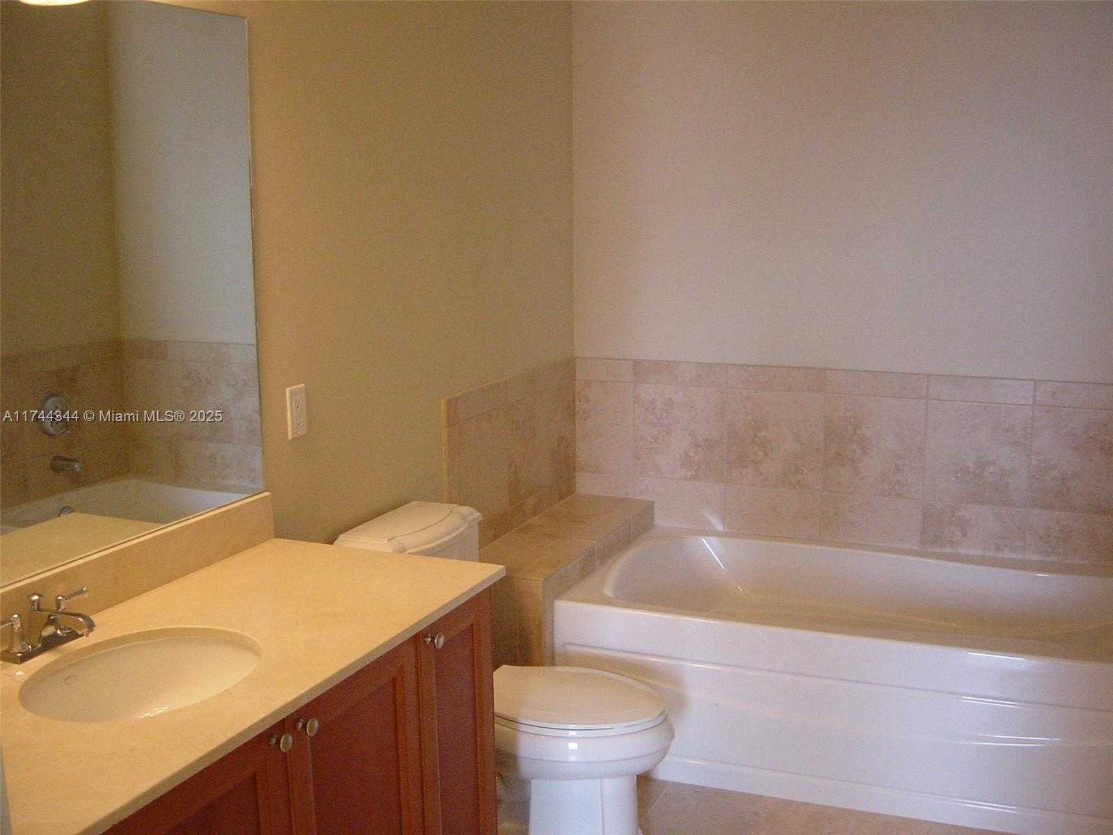 Small Image of 55 MERRICK WAY #820, Coral Gables Number 10