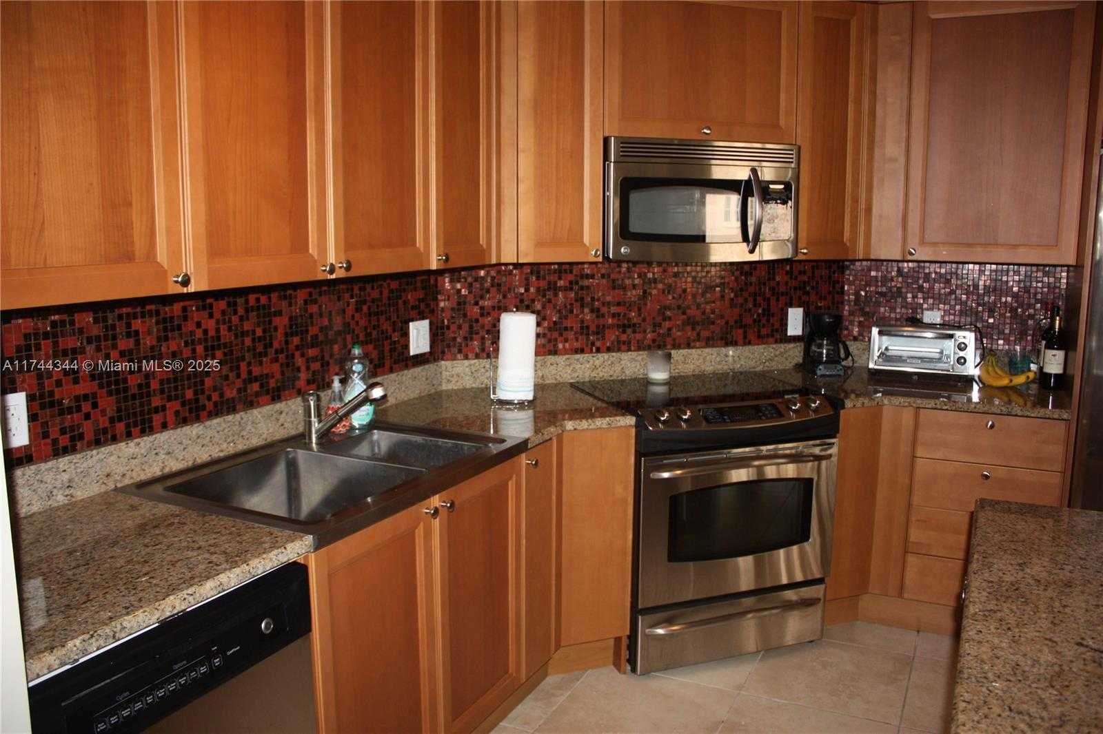 Small Image of 55 MERRICK WAY #820, Coral Gables Number 8