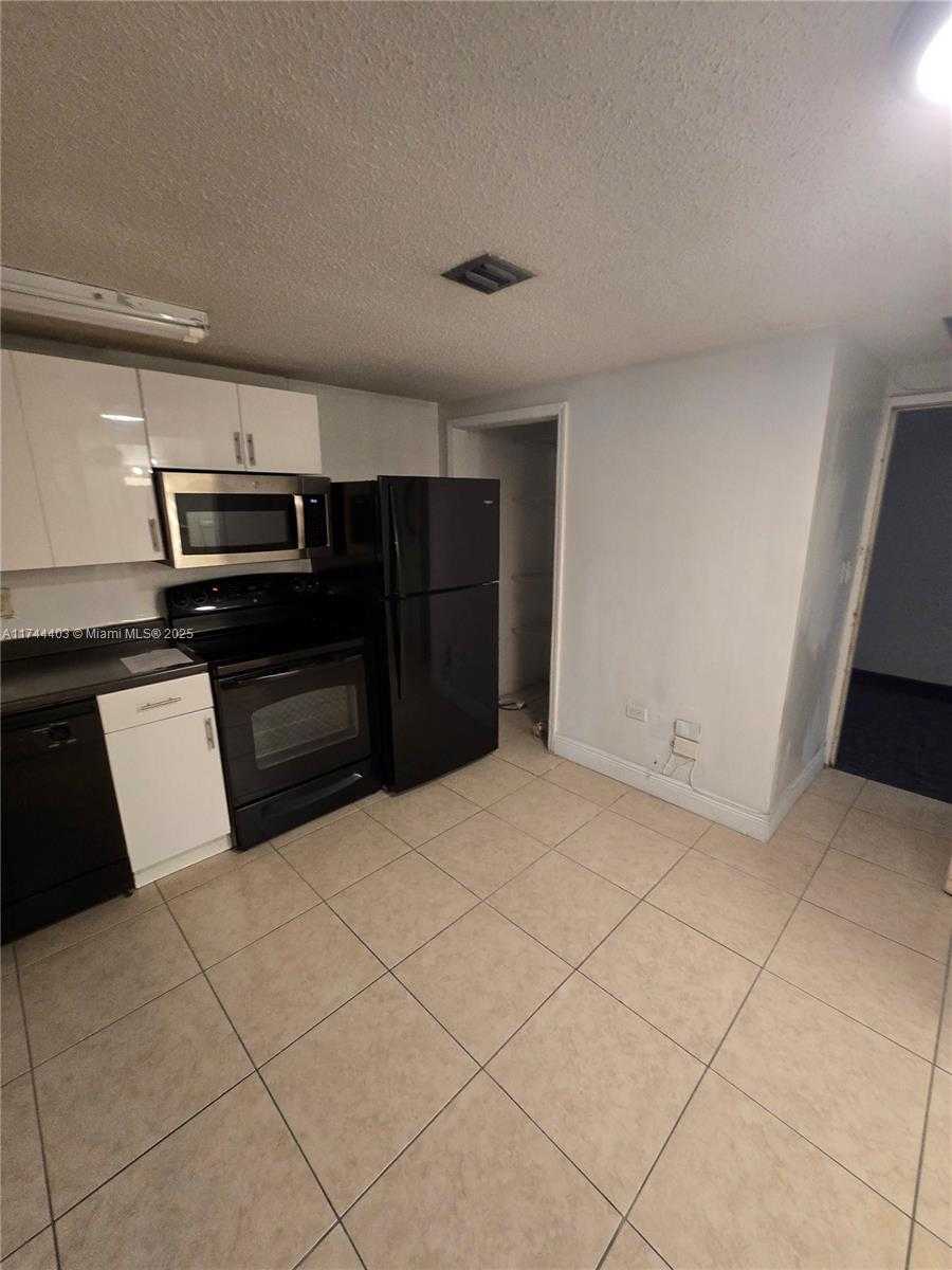 Small Image of 825 BRICKELL BAY DR #849, Miami Number 4