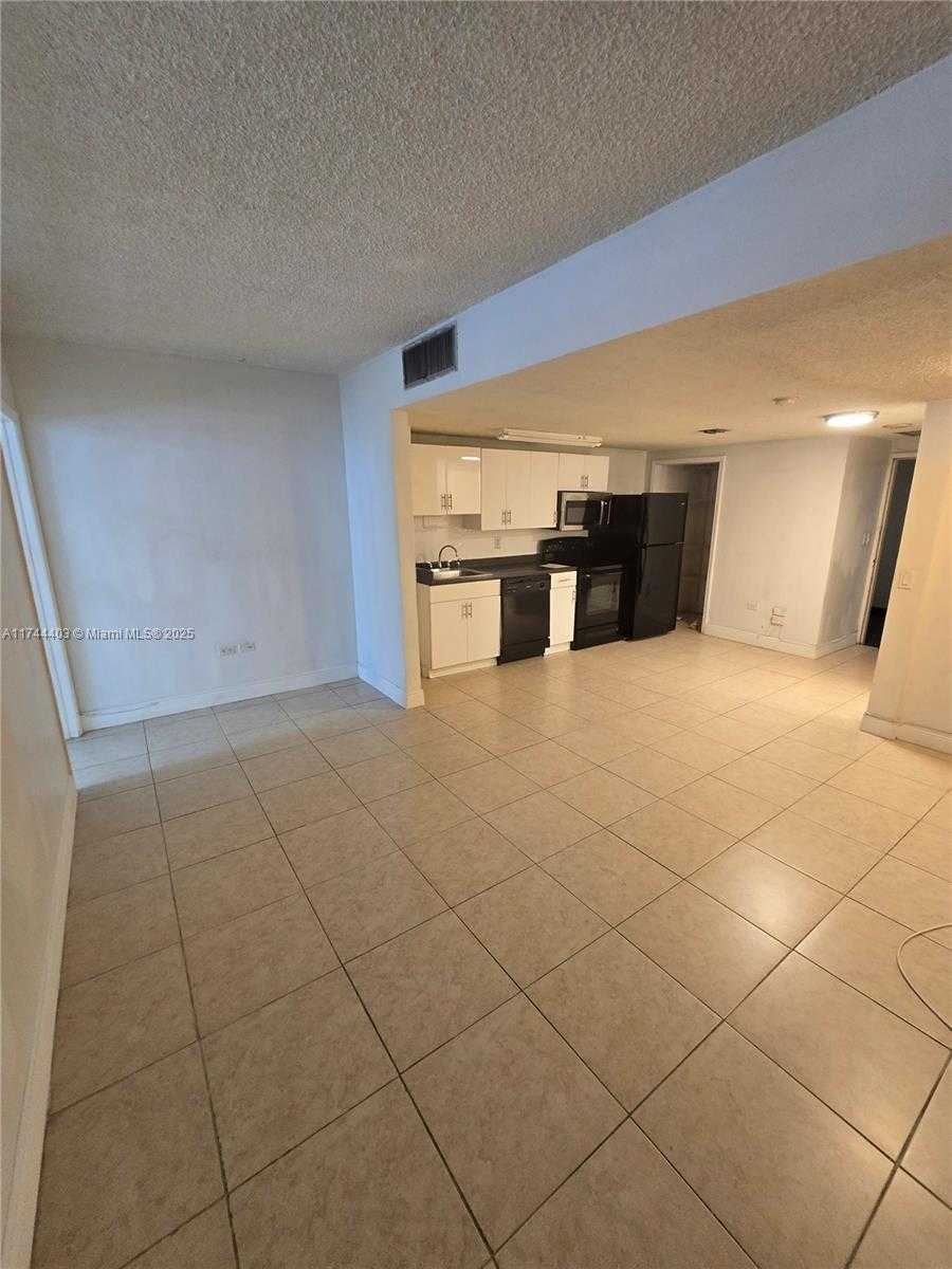 Small Image of 825 BRICKELL BAY DR #849, Miami Number 5