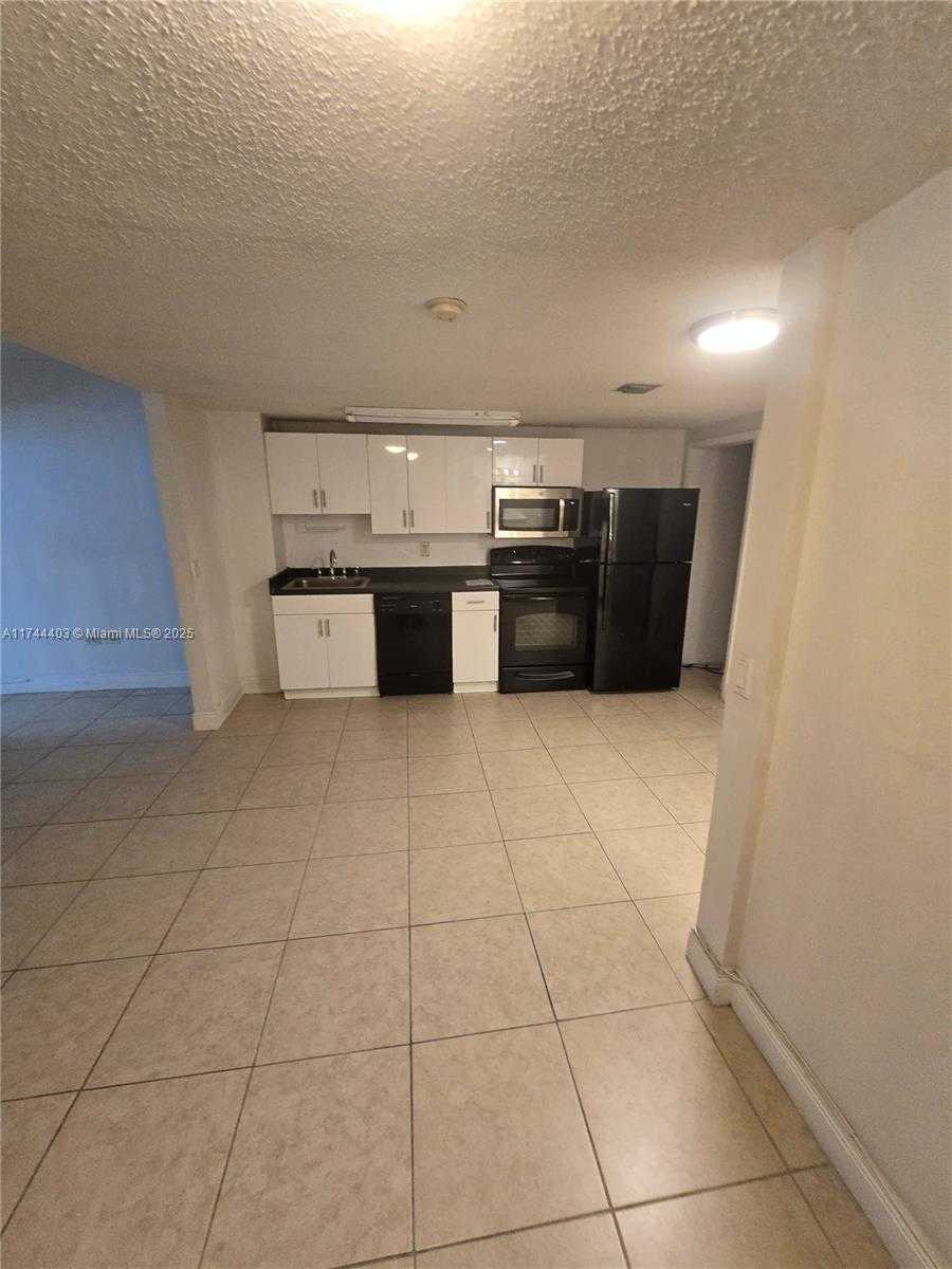 Small Image of 825 BRICKELL BAY DR #849, Miami Number 8