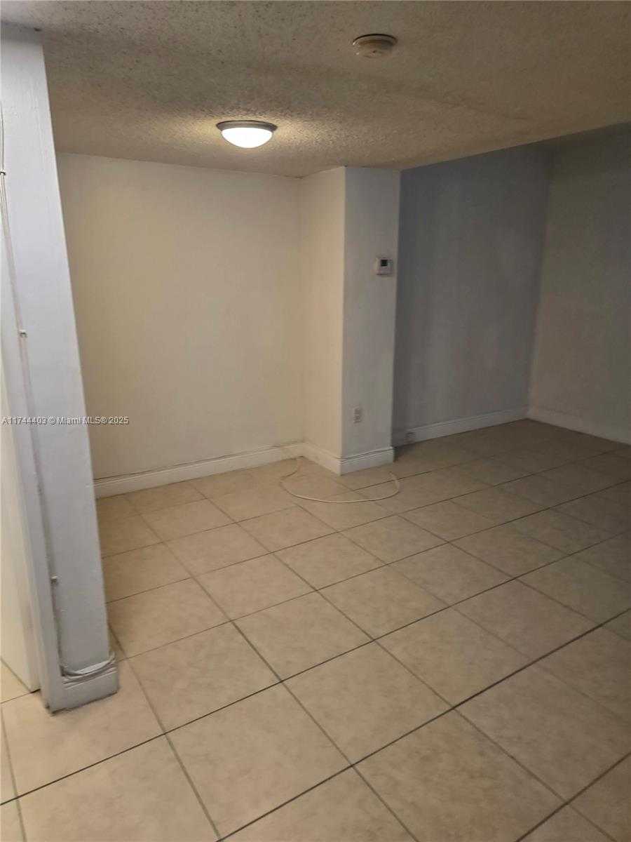 Small Image of 825 BRICKELL BAY DR #849, Miami Number 9