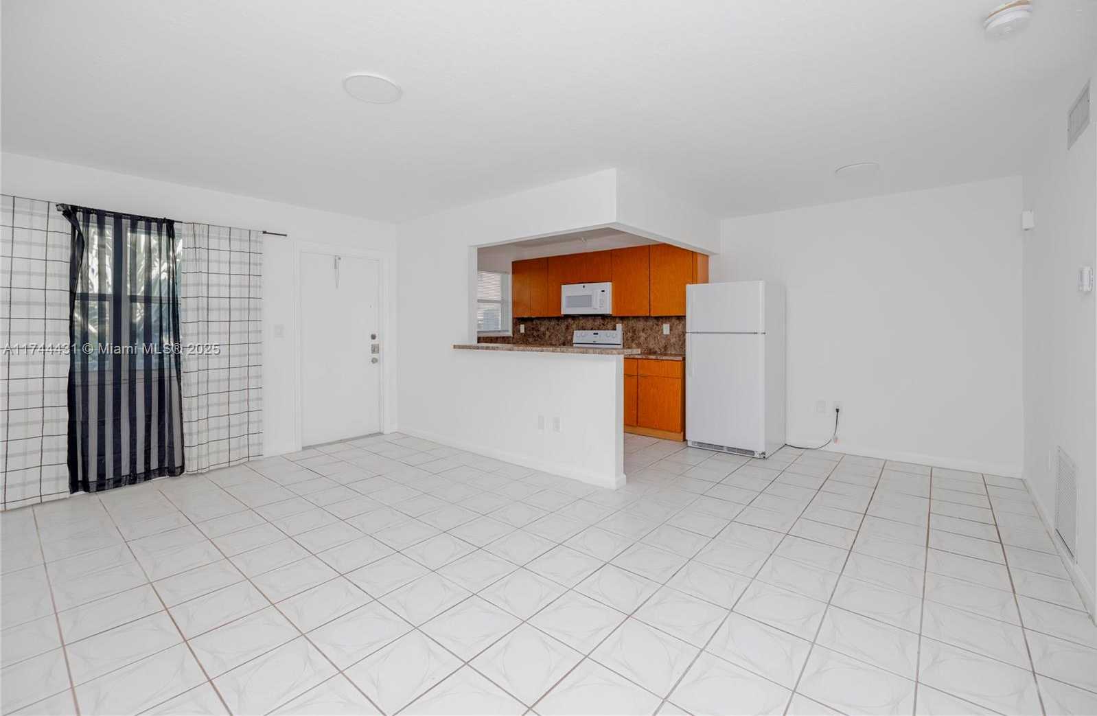 Small Image of 1060 NORTH EAST 78TH ST RD #8, Miami Number 2