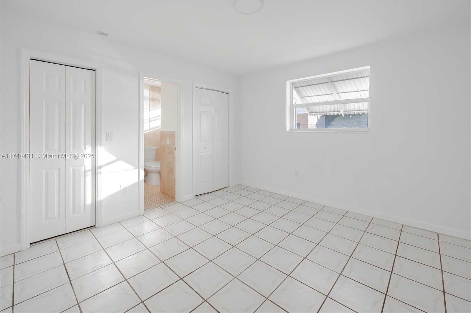 Small Image of 1060 NORTH EAST 78TH ST RD #8, Miami Number 9