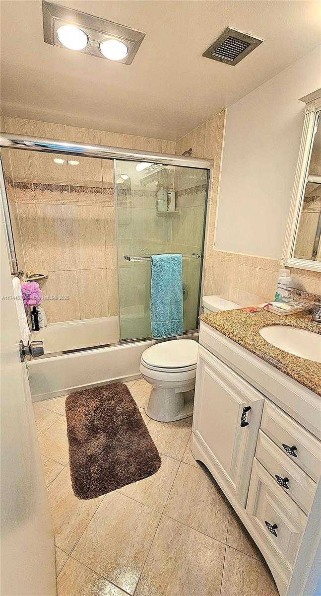 Small Image of 1985 SOUTH OCEAN DR #7A, Hallandale Beach Number 12