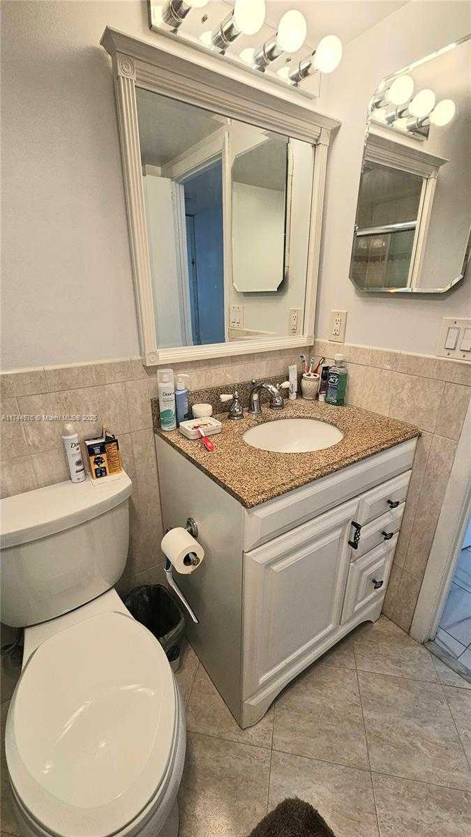 Small Image of 1985 SOUTH OCEAN DR #7A, Hallandale Beach Number 13