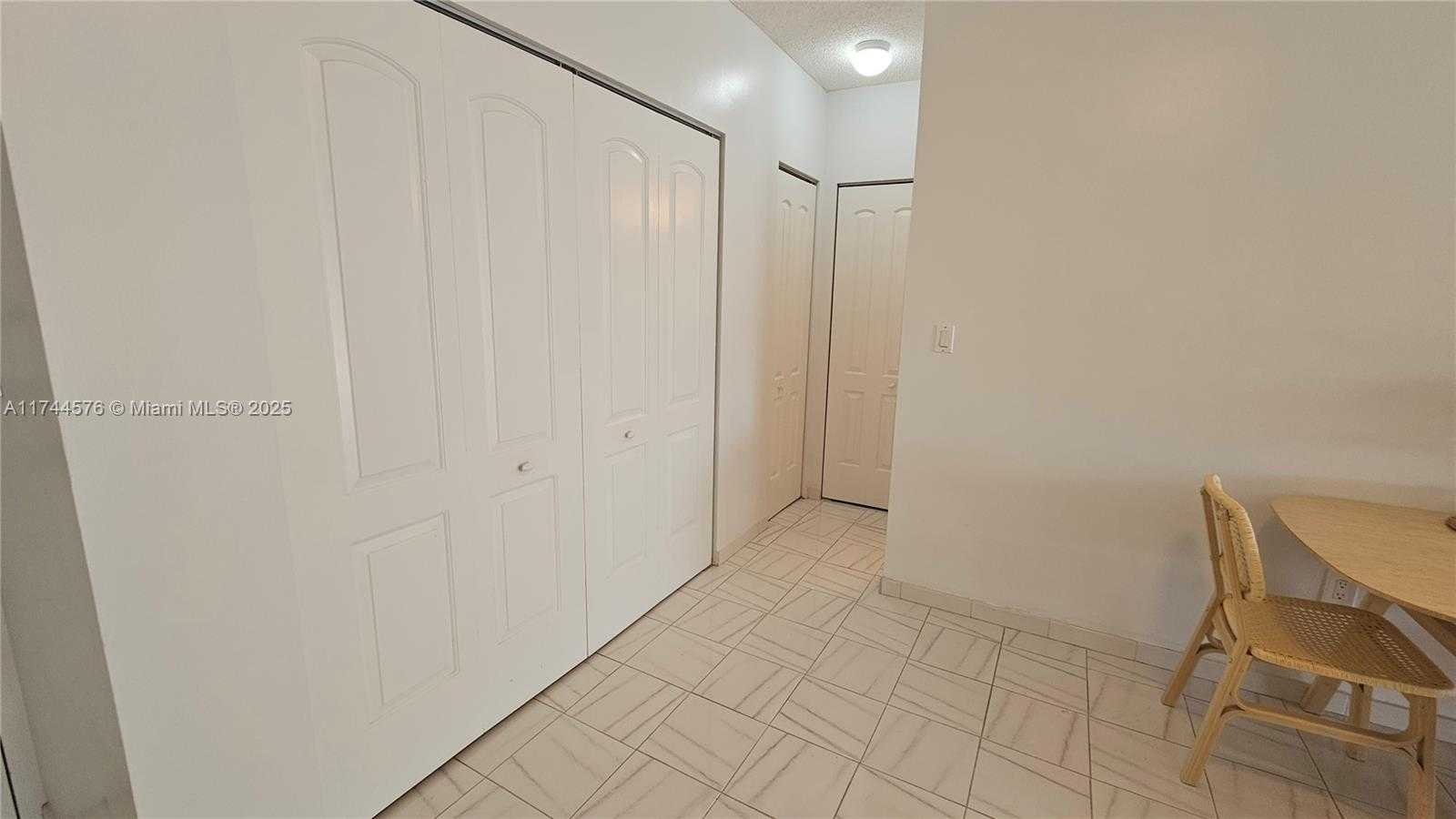 Small Image of 1985 SOUTH OCEAN DR #7A, Hallandale Beach Number 4