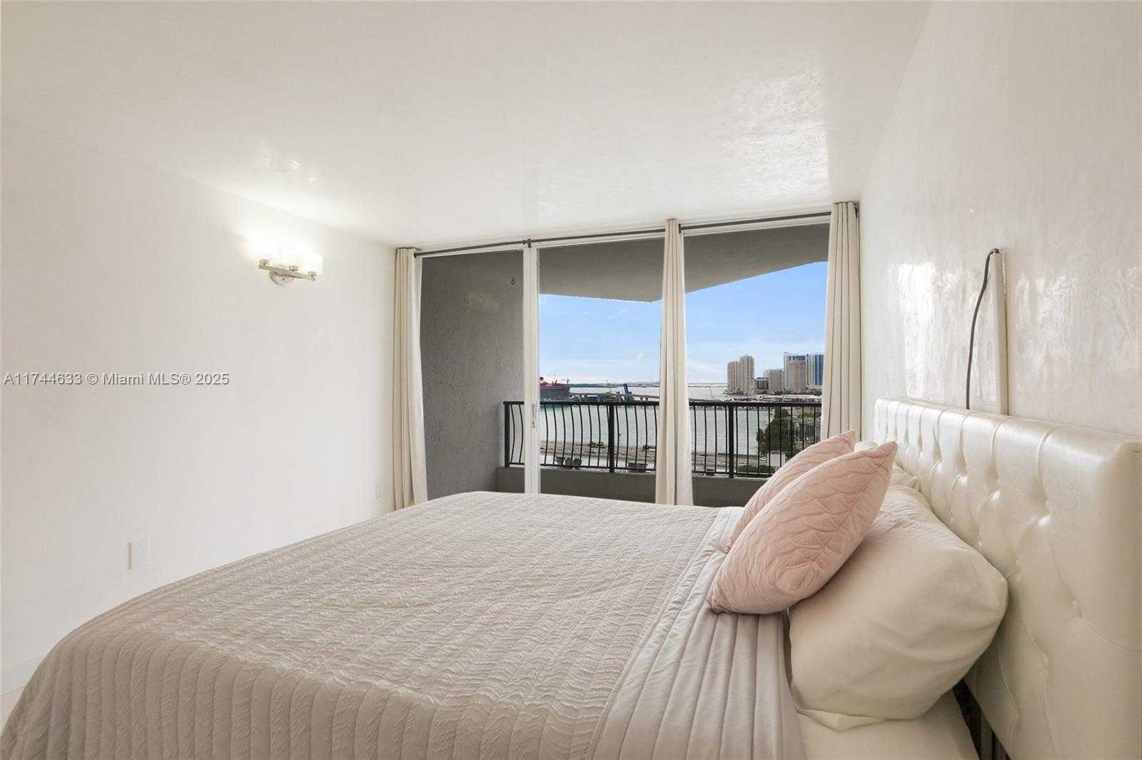 Small Image of 555 NORTH EAST 15TH ST #19J, Miami Number 13