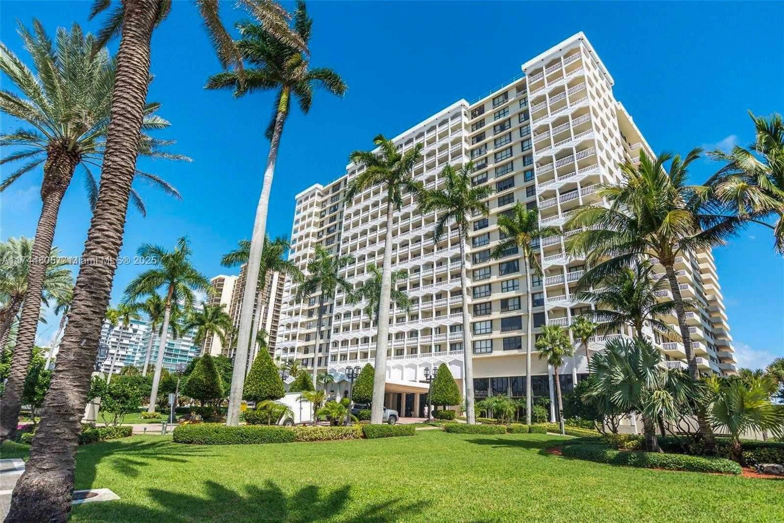 Small Image of 9801 COLLINS AVE #14D, Bal Harbour Number 24