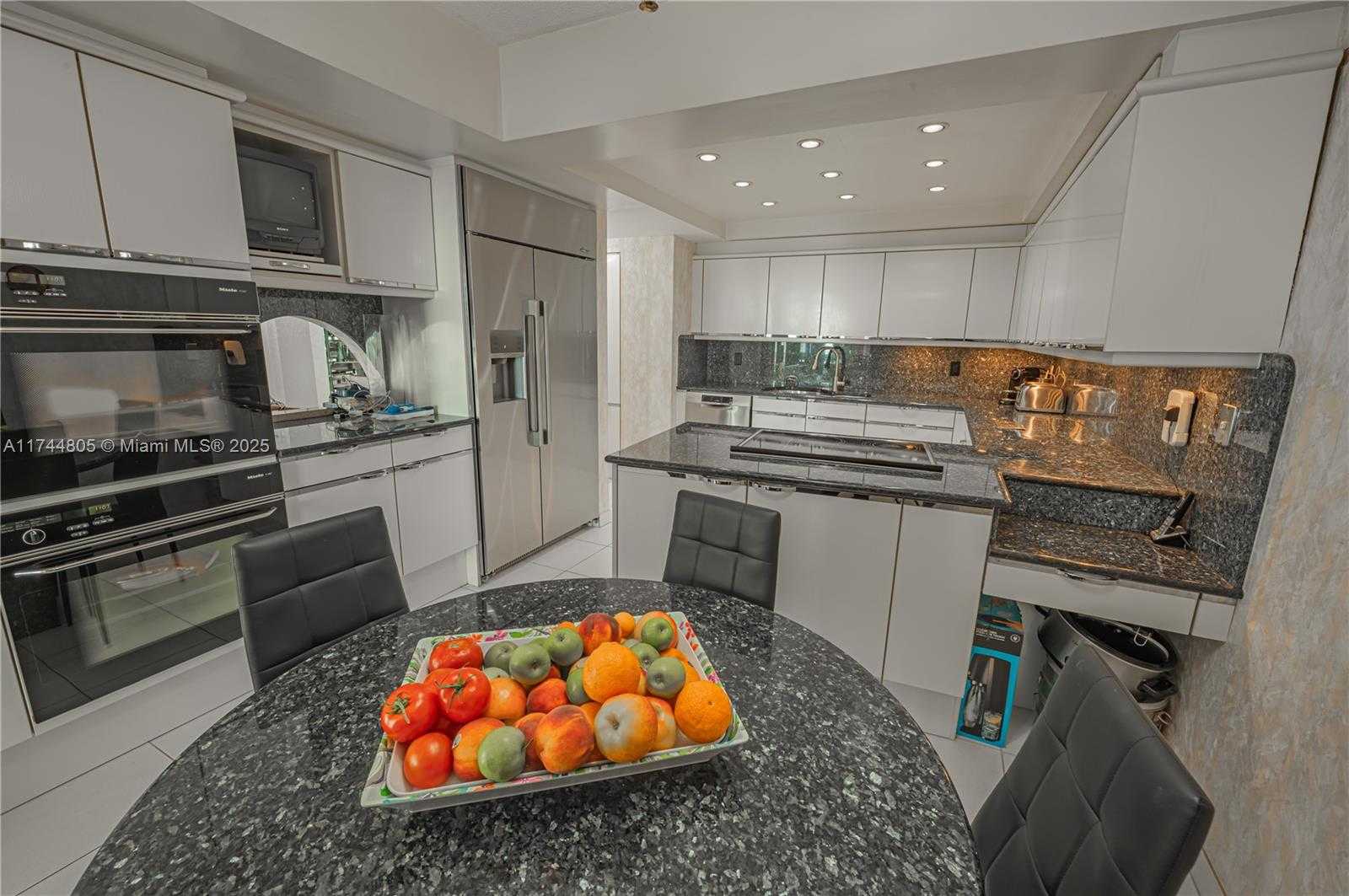 Small Image of 9801 COLLINS AVE #14D, Bal Harbour Number 8
