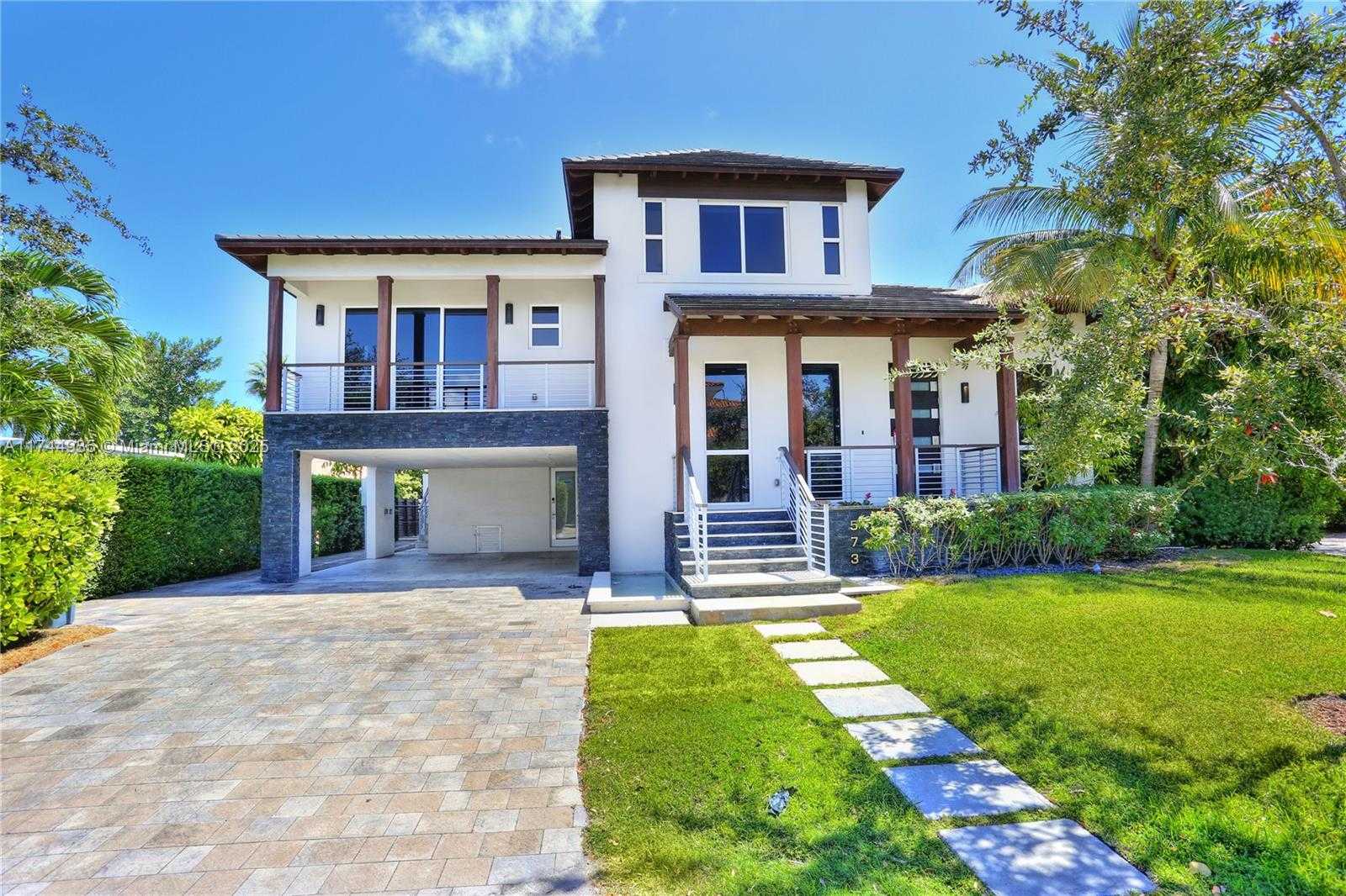 Small Image of 573 WARREN LN, Key Biscayne Number 17