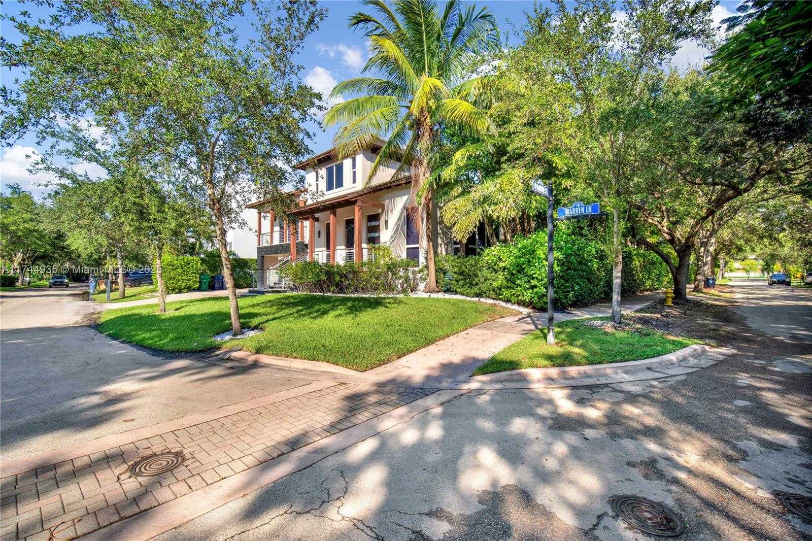 Small Image of 573 WARREN LN, Key Biscayne Number 28