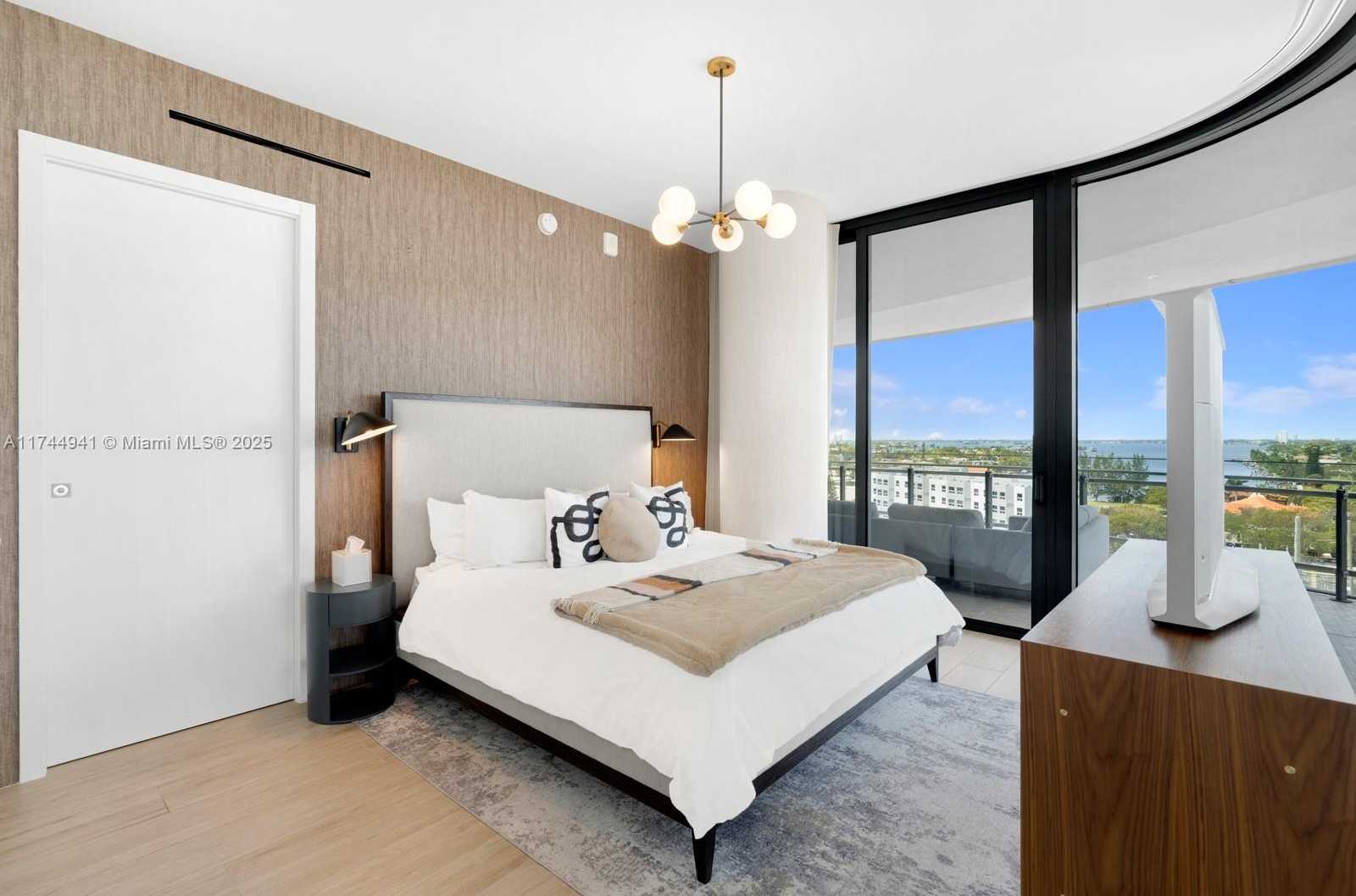 Small Image of 8701 COLLINS AVE #805, Miami Beach Number 11