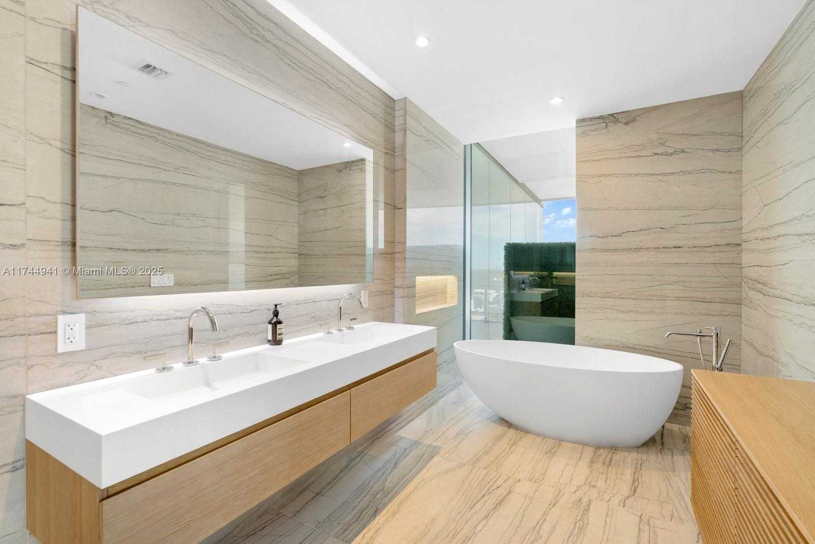 Small Image of 8701 COLLINS AVE #805, Miami Beach Number 14
