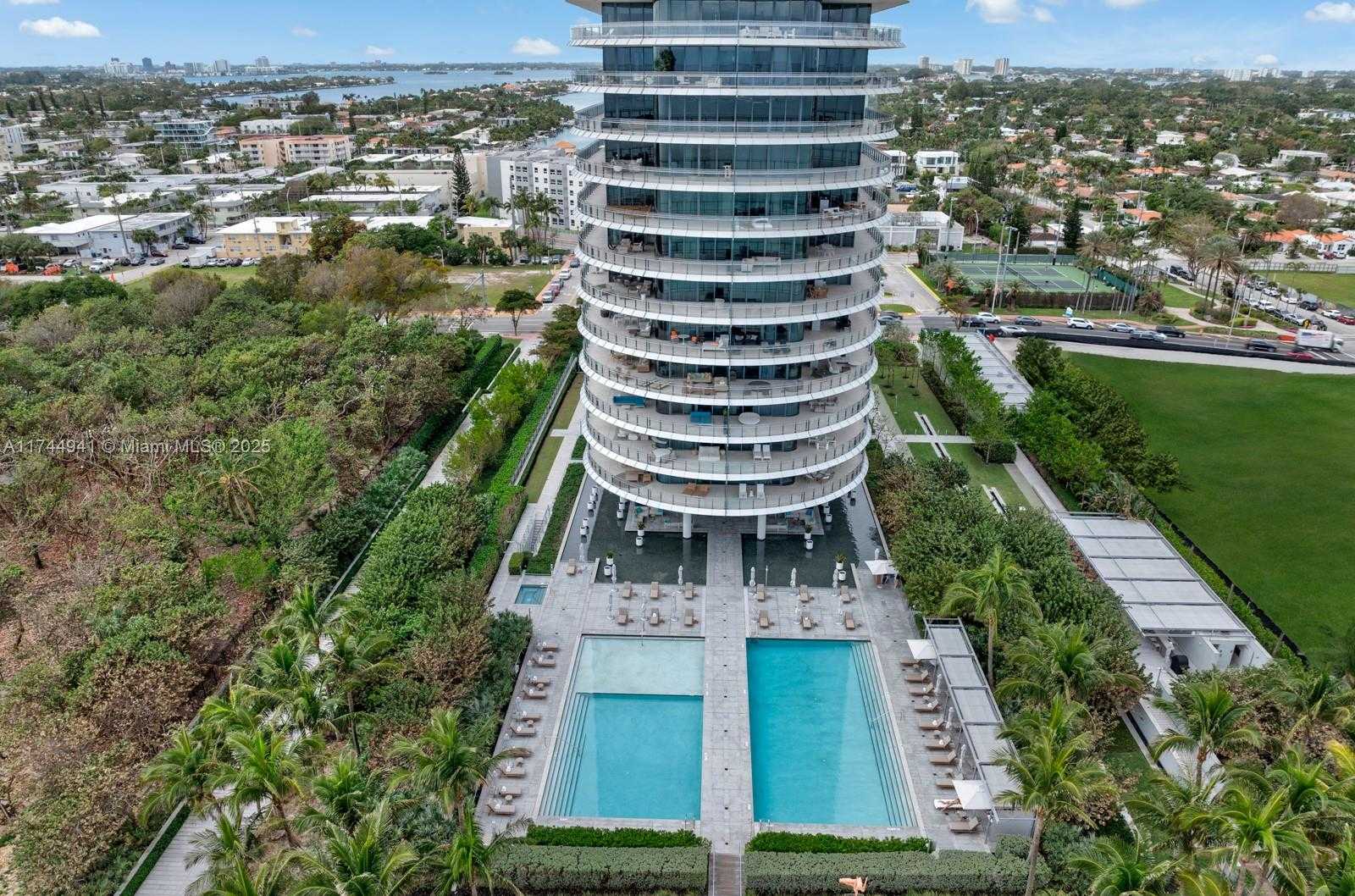 Small Image of 8701 COLLINS AVE #805, Miami Beach Number 29