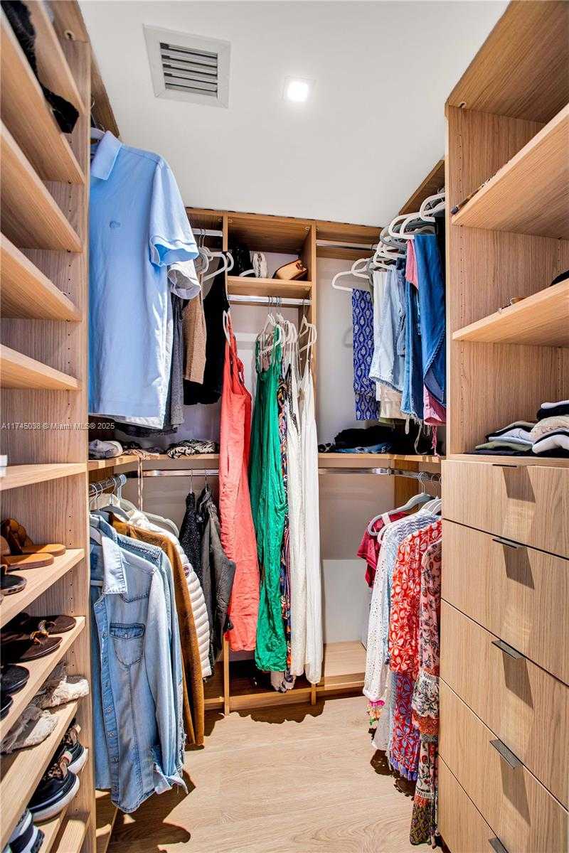 Small Image of 9195 COLLINS AVE #903, Surfside Number 25