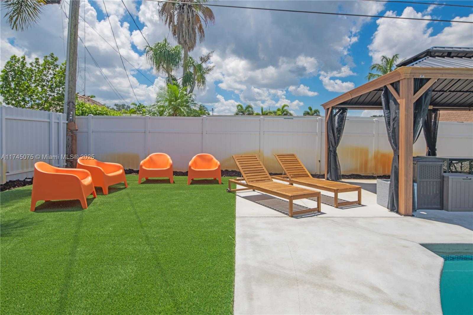 Small Image of 317 SOUTH EAST 7TH AVE, Deerfield Beach Number 11