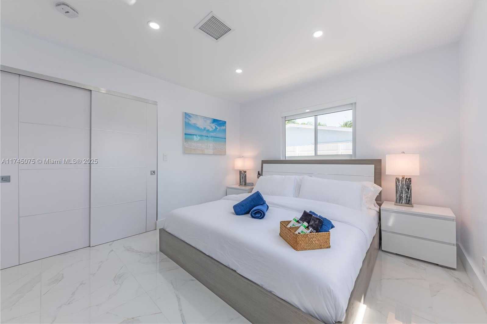 Small Image of 317 SOUTH EAST 7TH AVE, Deerfield Beach Number 20