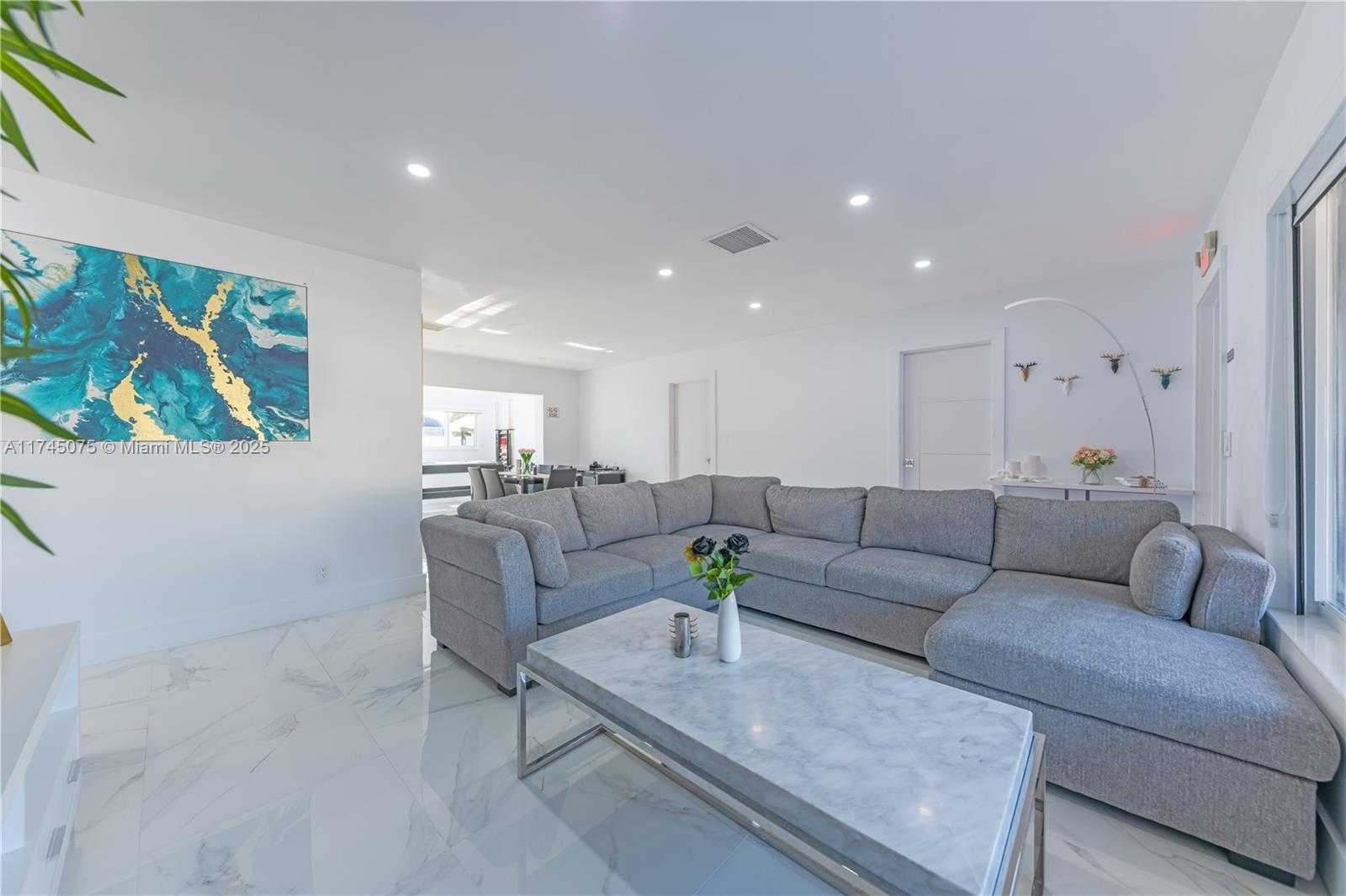 Small Image of 317 SOUTH EAST 7TH AVE, Deerfield Beach Number 38