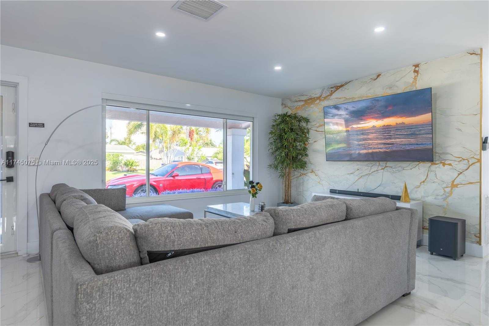 Small Image of 317 SOUTH EAST 7TH AVE, Deerfield Beach Number 42
