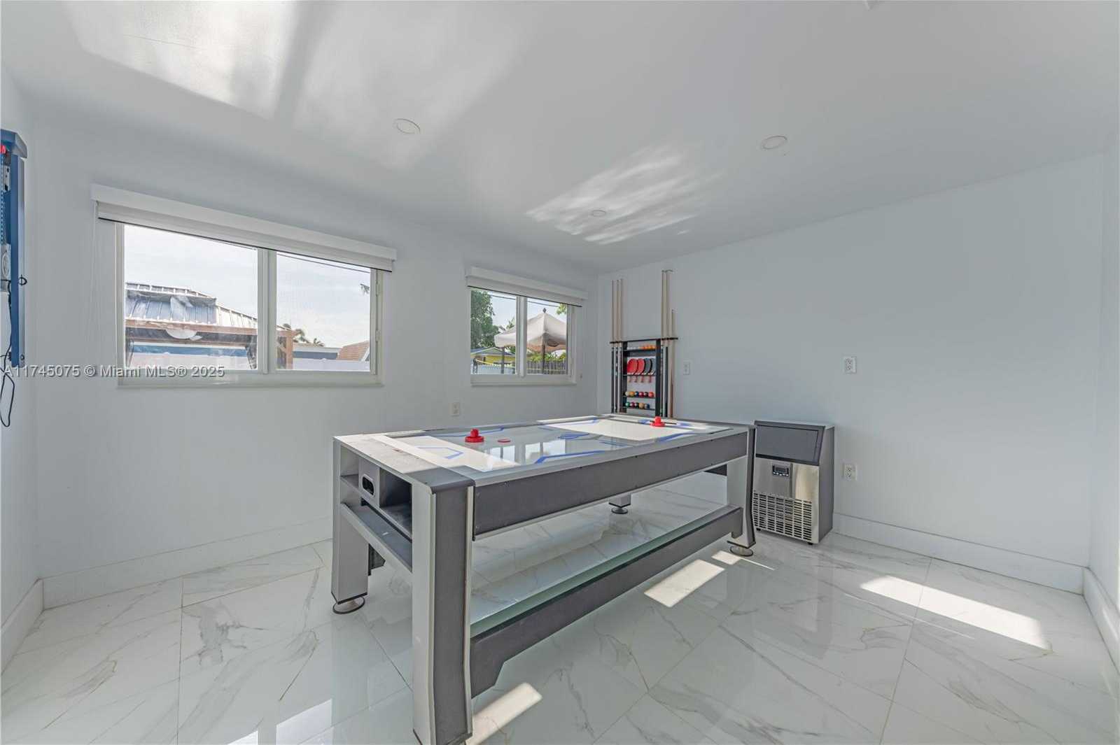 Small Image of 317 SOUTH EAST 7TH AVE, Deerfield Beach Number 44