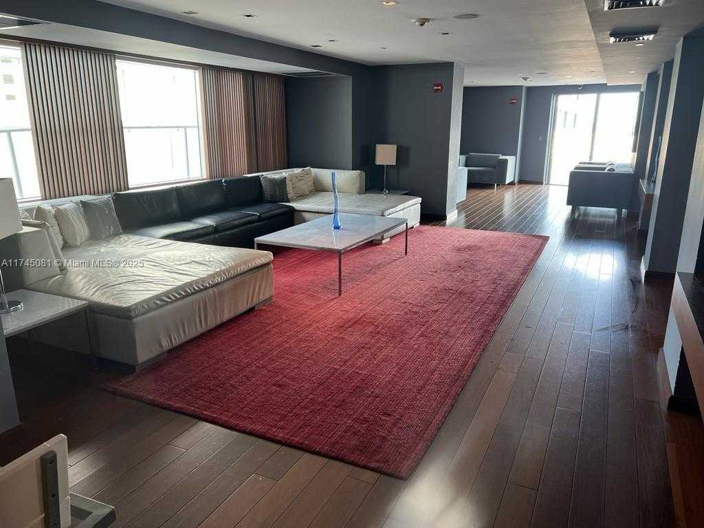 Small Image of 325 SOUTH BISCAYNE BLVD #UPH 19, Miami Number 30