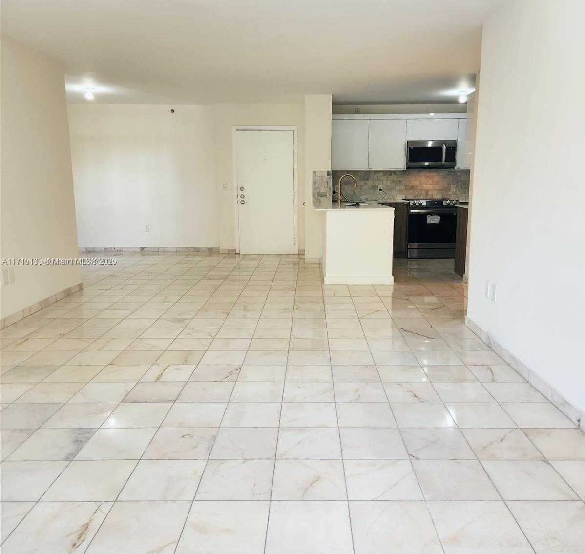 Small Image of 19801 #4207, Aventura Number 5
