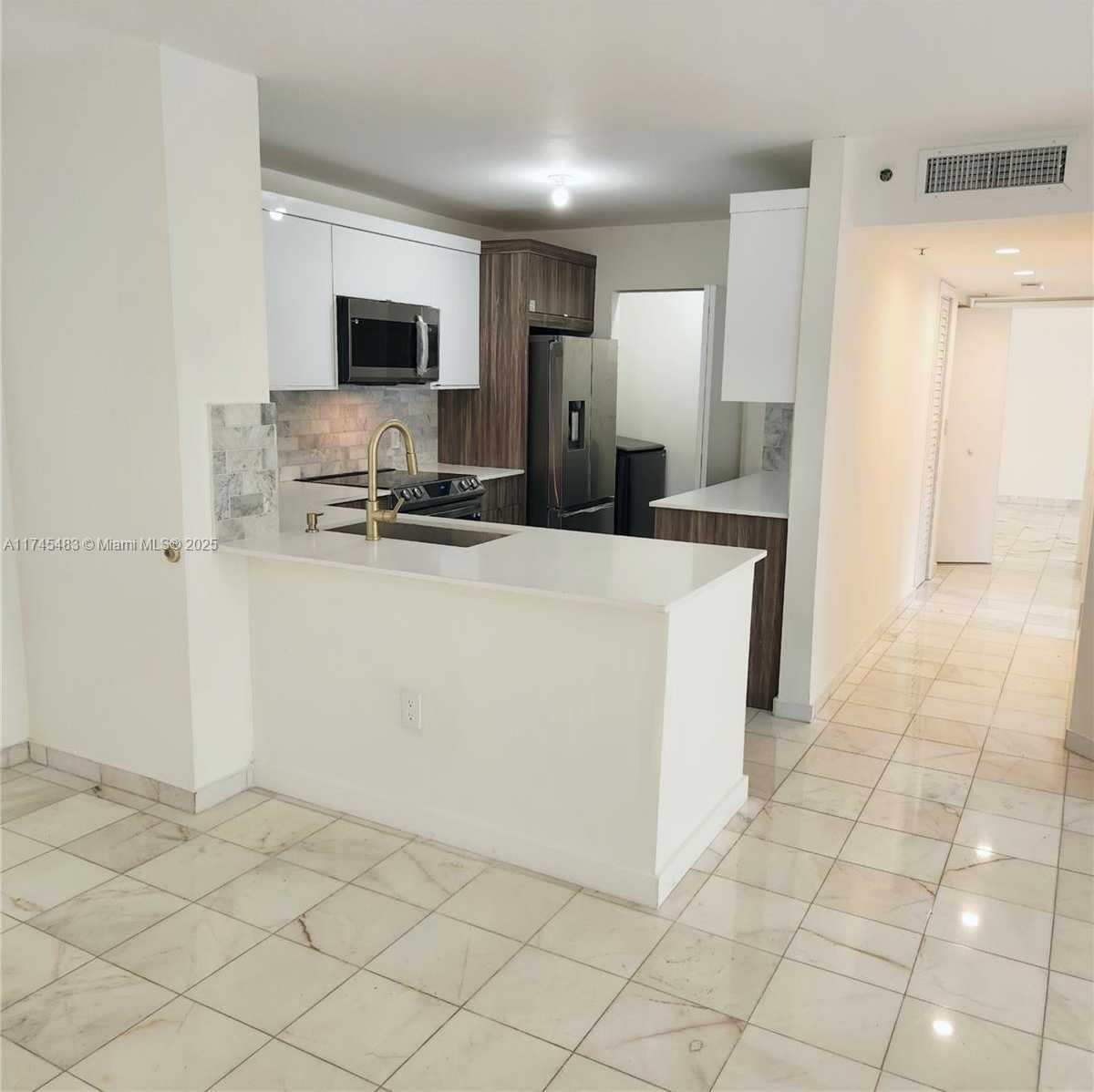 Small Image of 19801 #4207, Aventura Number 55